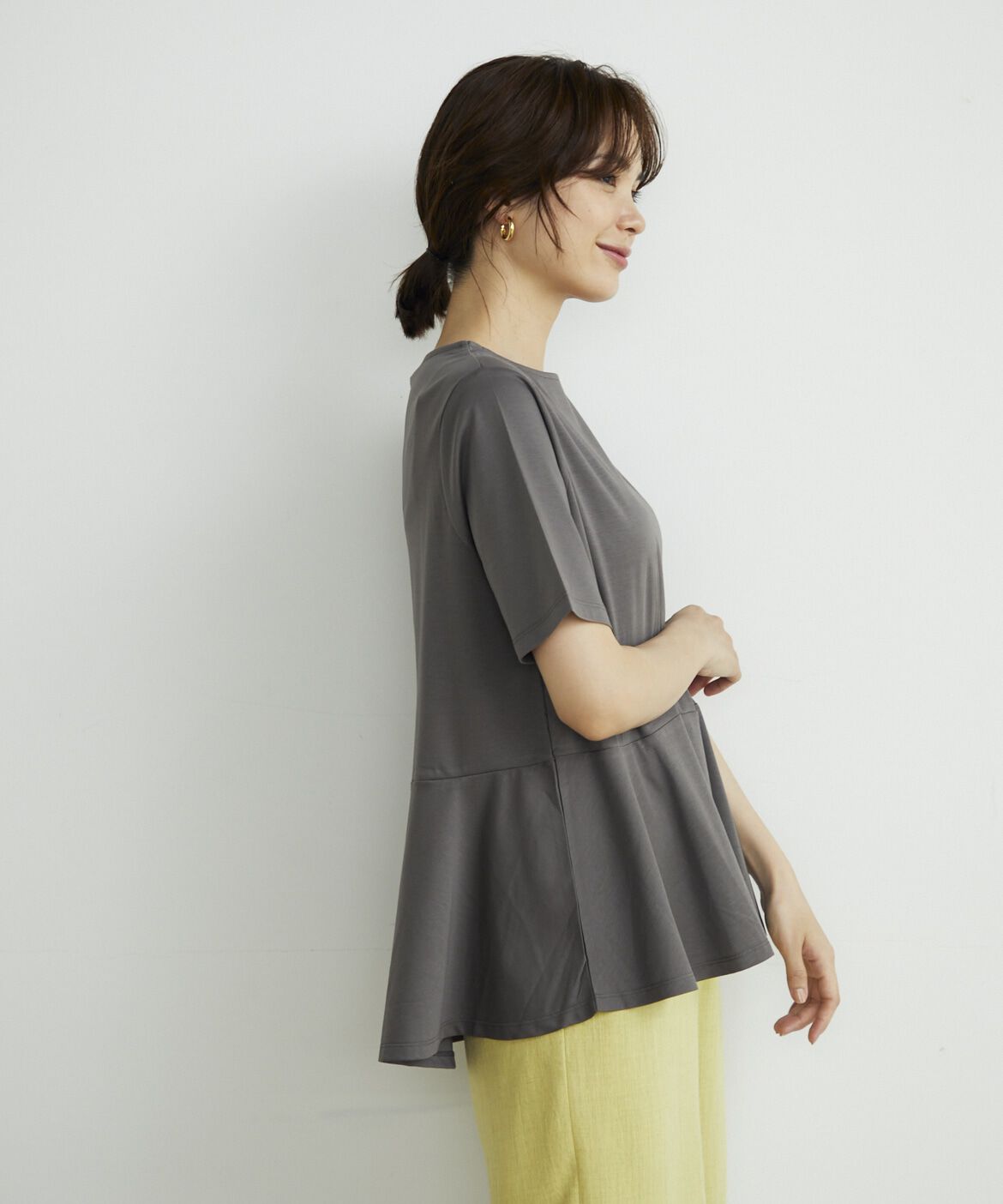 7-IDconcept.「《大きいサイズ》ペプラムカットソー《SUPER COOL TOUCH COTTON》」|Tシャツ・カットソー|チャコールグ 3