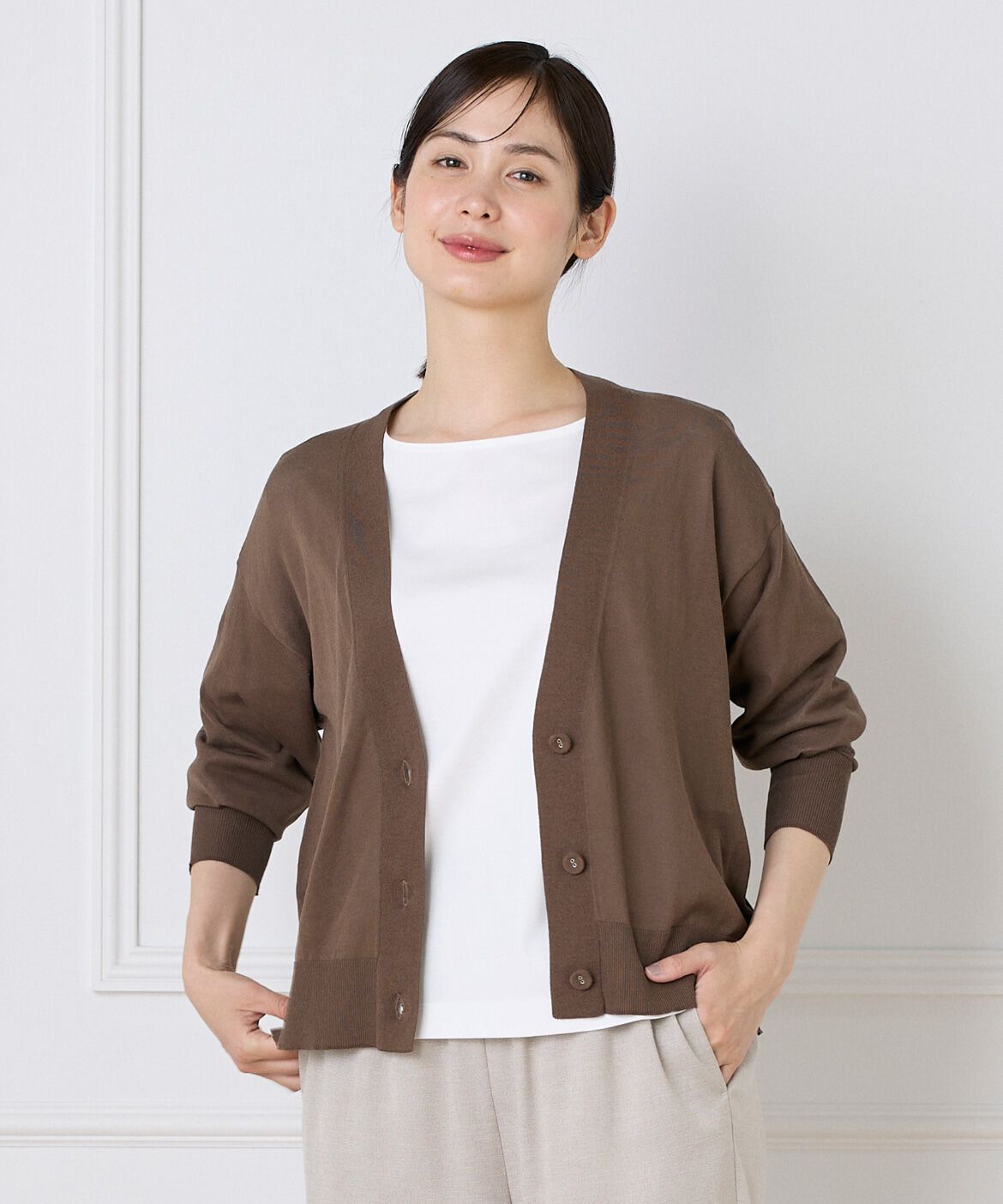 7-IDconcept.「《大きいサイズ》コットンナイロンVネックカーディガン 」|カーディガン|モカチャ3