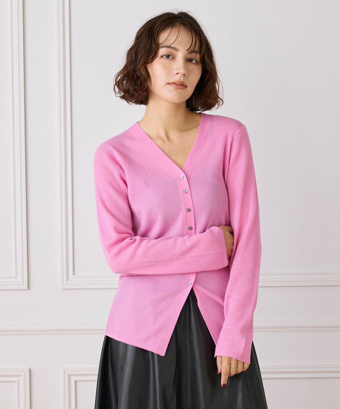 DAY by DAY it&rsquo;s international「Vネックリブニットカーディガン《Melty air wool》」|カーディガン|