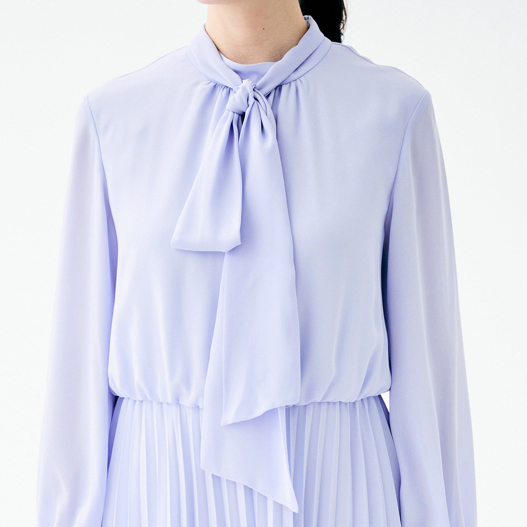 UNTITLED「ボウタイ プリーツワンピース」|ワンピース|