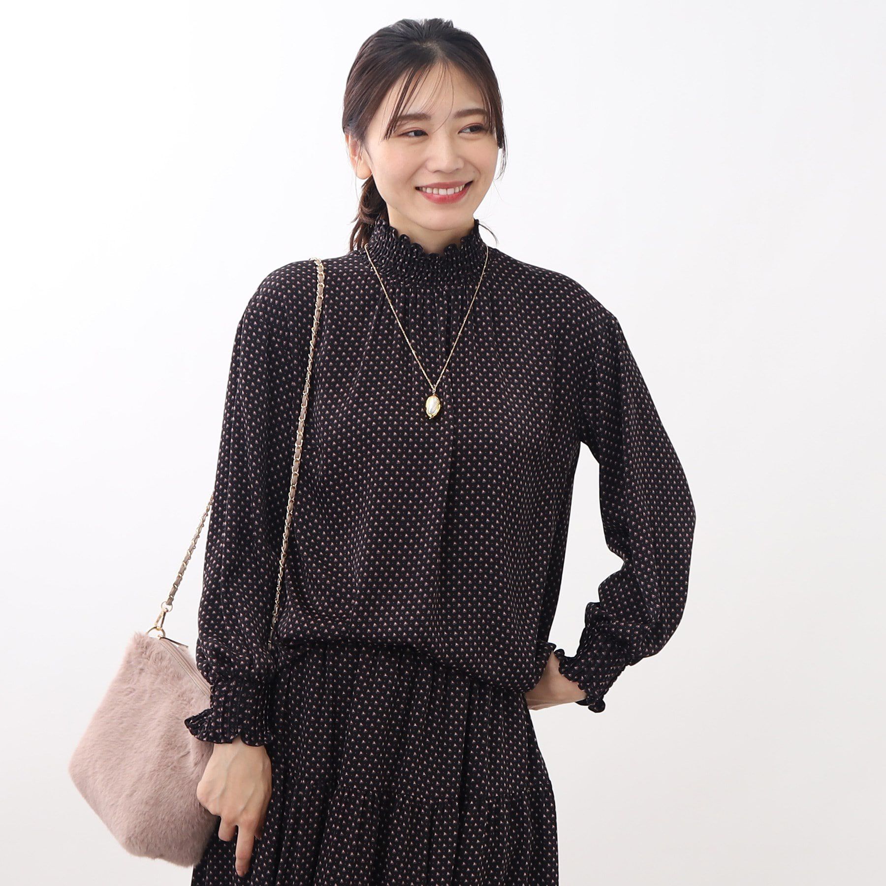 Reflect「【人気！着映えブラウス！洗える】コツキ柄プリントブラウス」|シャツ・ブラウス|