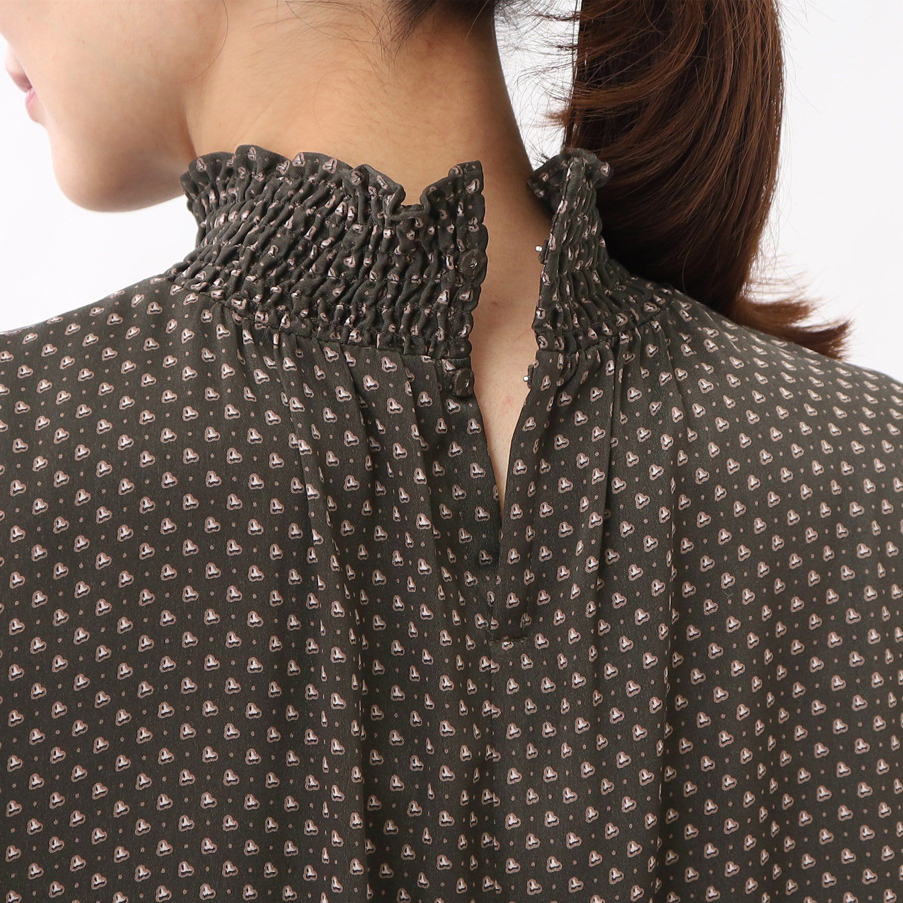 Reflect「【人気！着映えブラウス！洗える】コツキ柄プリントブラウス」|シャツ・ブラウス|