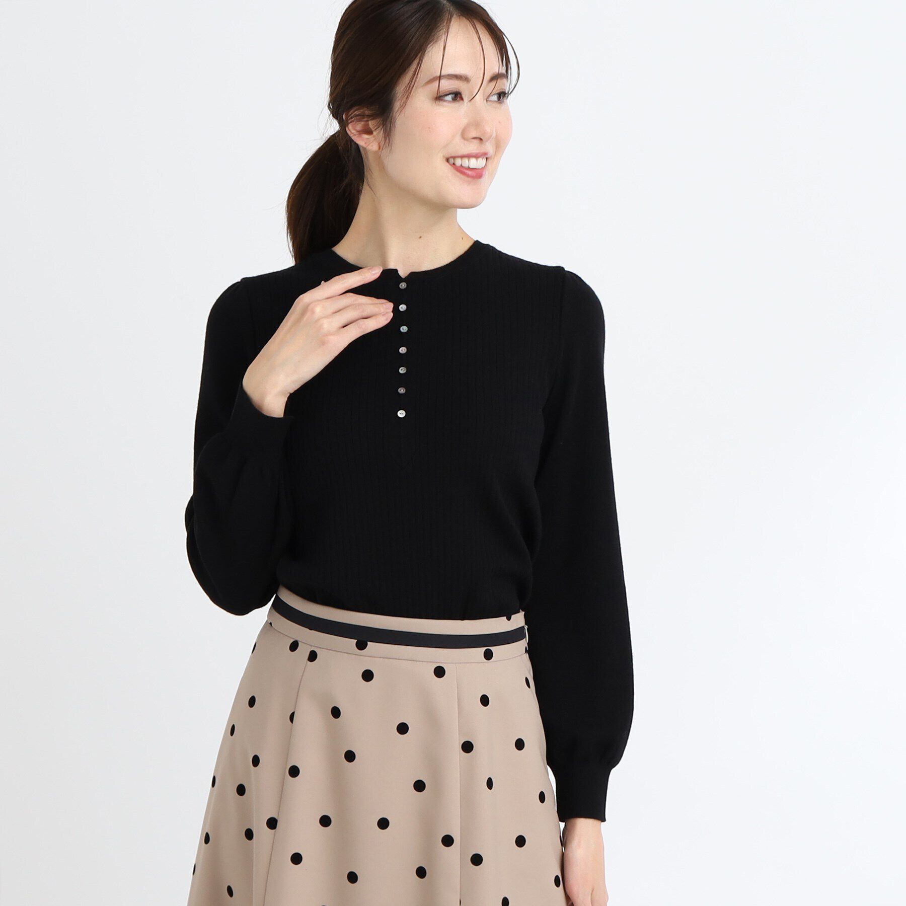 Reflect「【手洗い可／すっきり見え】ボリュームスリーブニット」|ニット・セーター|ブラック(019)