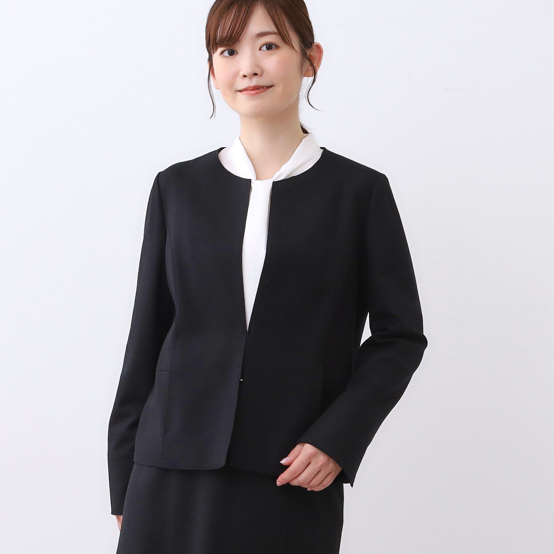 ライトアウター／通勤におすすめ◎／セットアップ可／すっきり