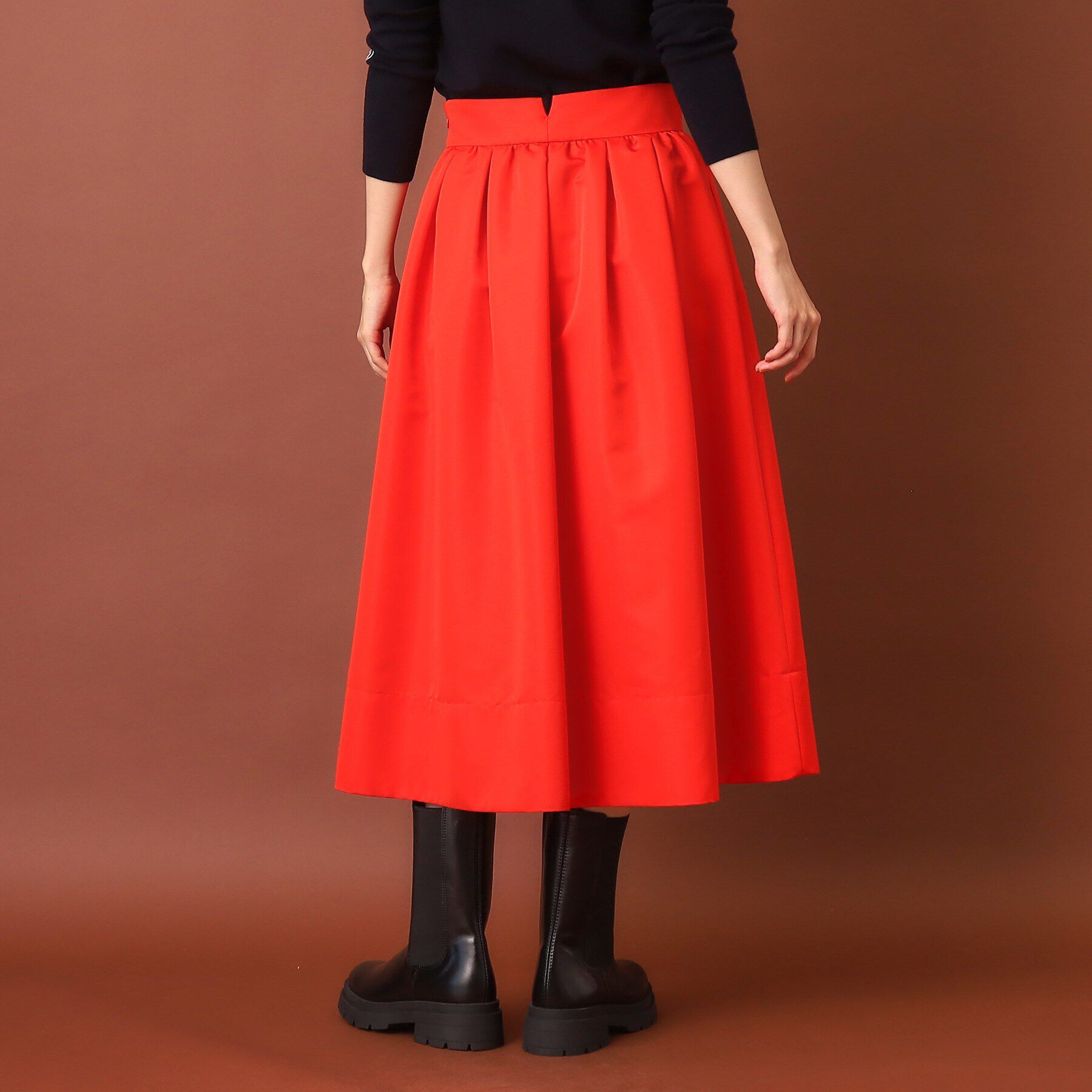 DRESSTERIOR「【大人百花冬号掲載　モデル美香さん着用】タックボリュームスカート」|スカート|