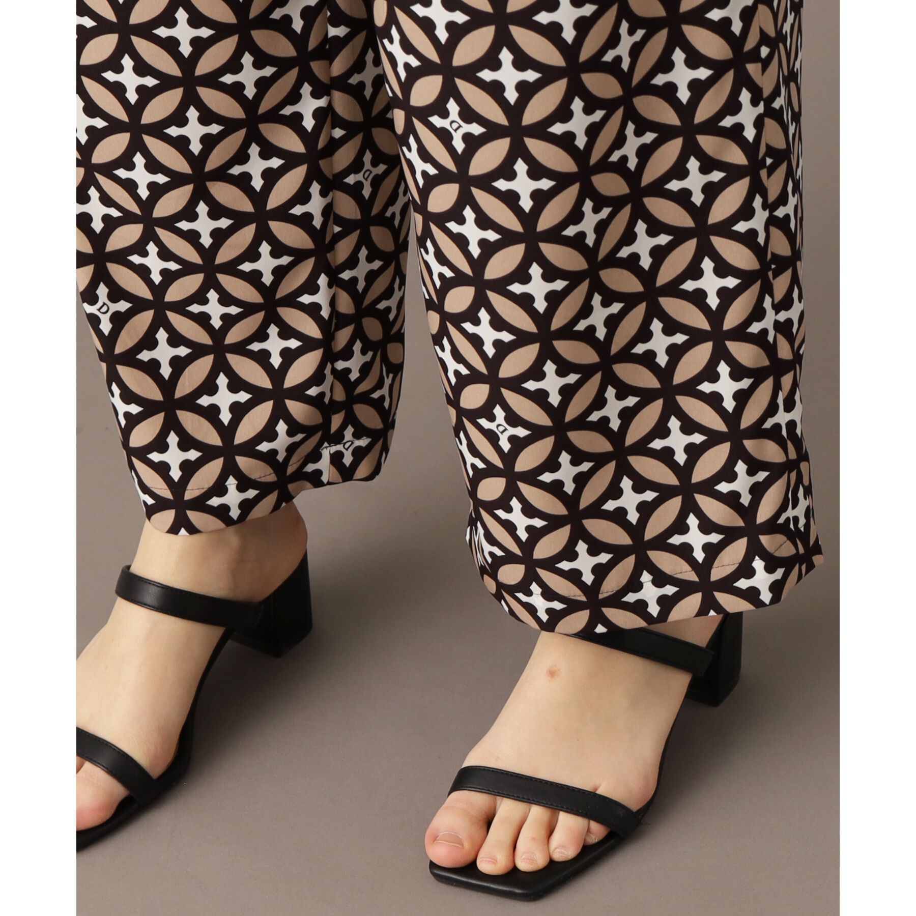 DRESSTERIOR「【ウエストゴム/オリジナル柄】オーバーラップサークルイージーパンツ」|その他|