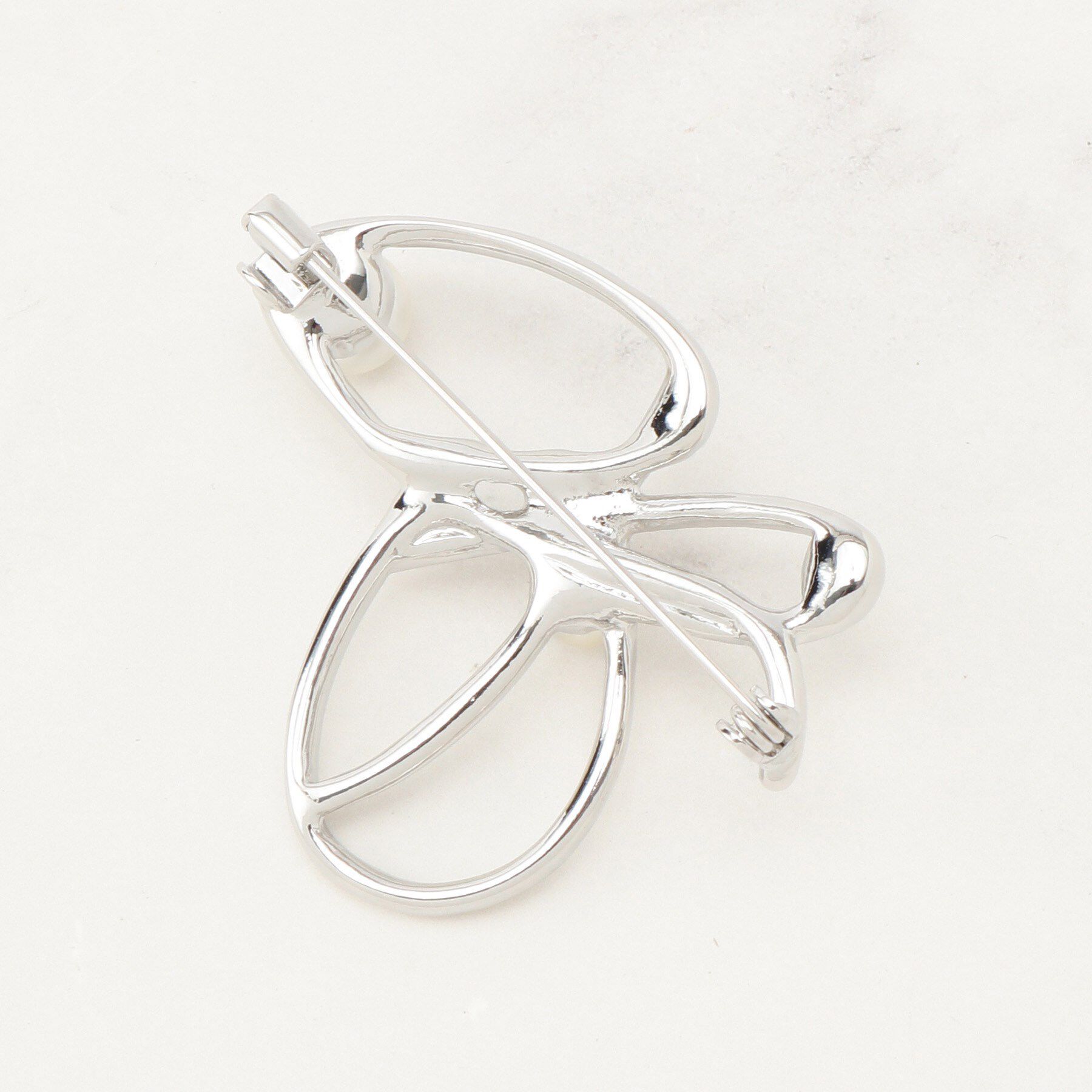 grove「パール調ビジューメタルアートブローチ」|ブローチ・コサージュ|