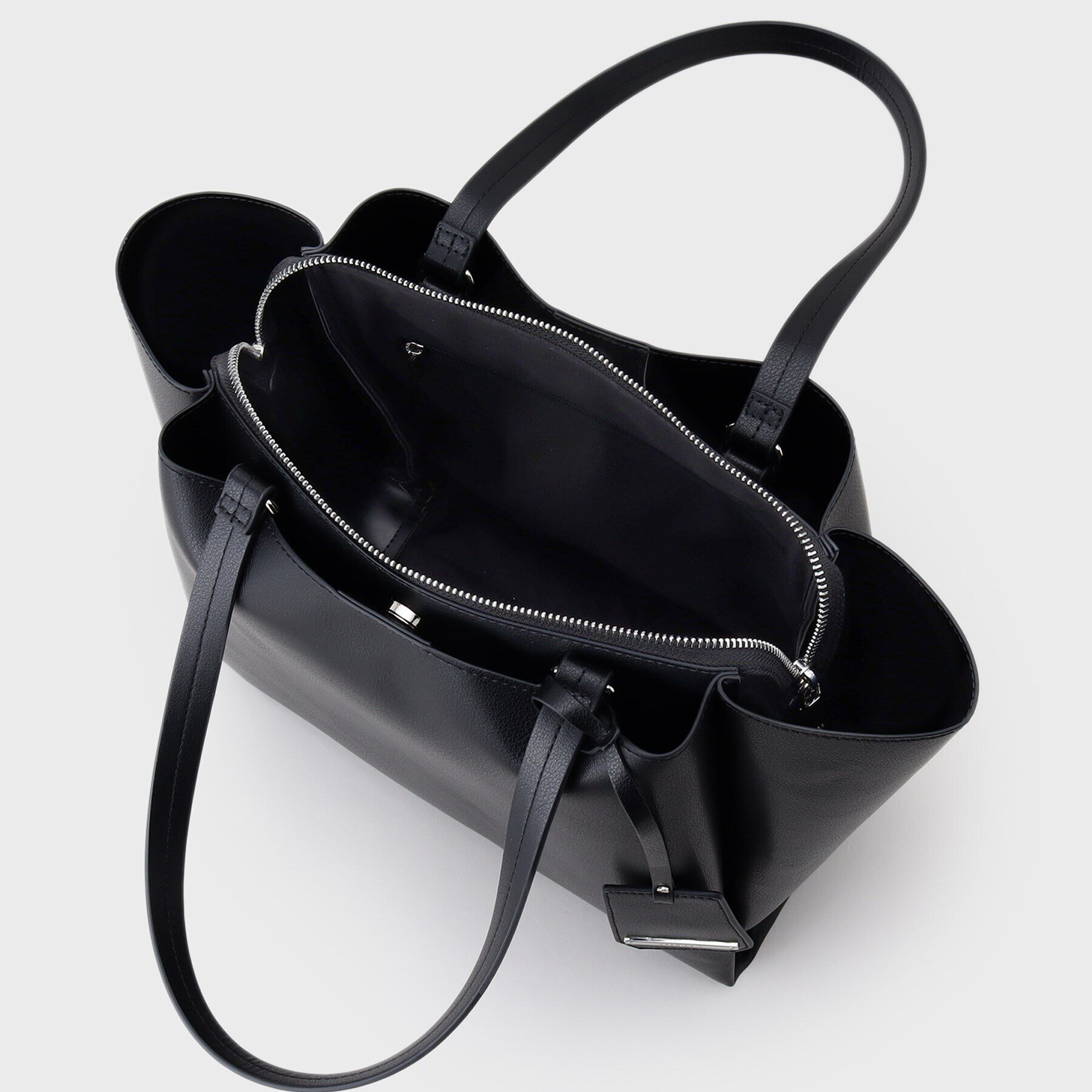 INDIVI「【合皮／A4収納可能】タックデザイン通勤バッグ」|トートバッグ|