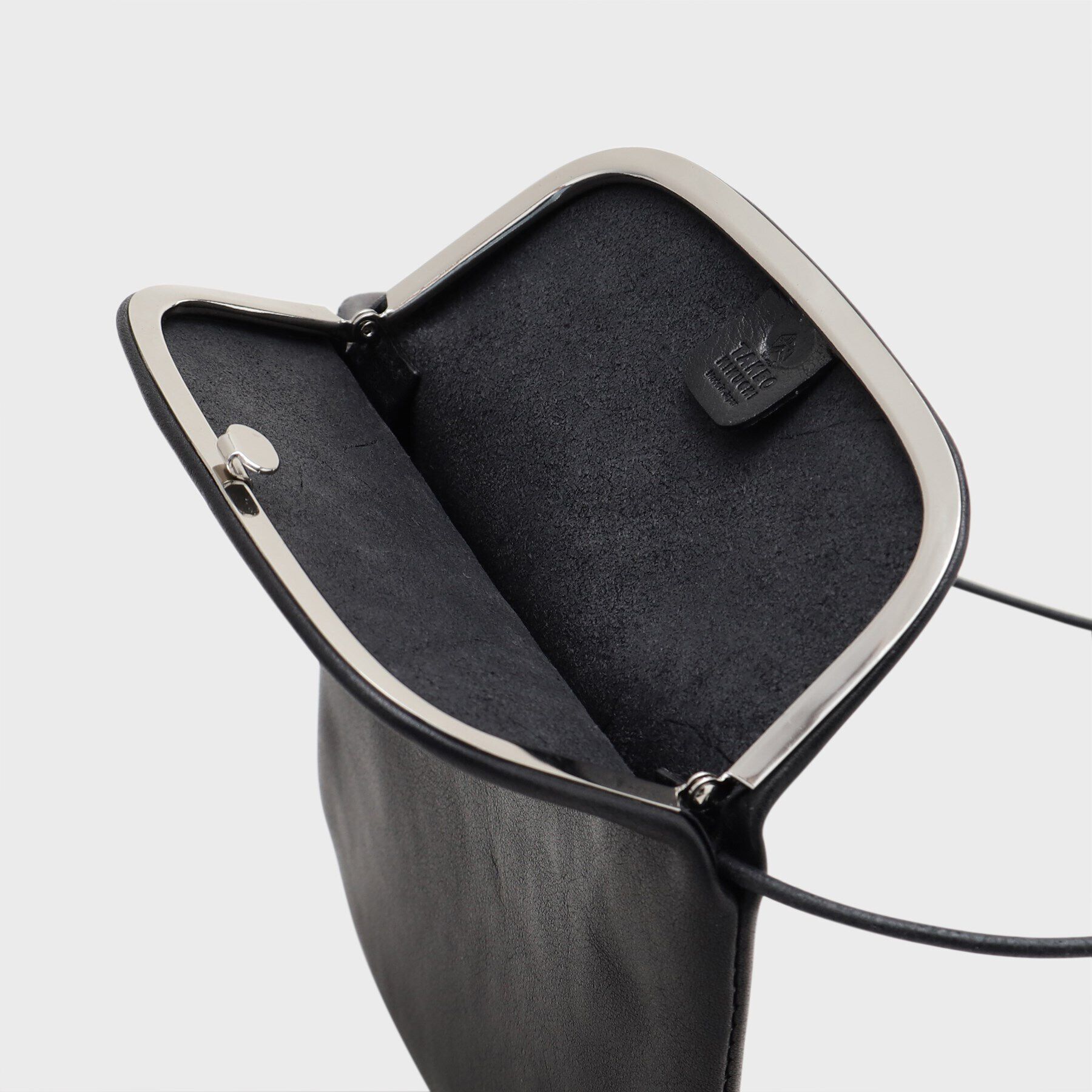 TAKEO KIKUCHI「【THE FLAGSHIP】がま口 ネックポーチ」|ポーチ|