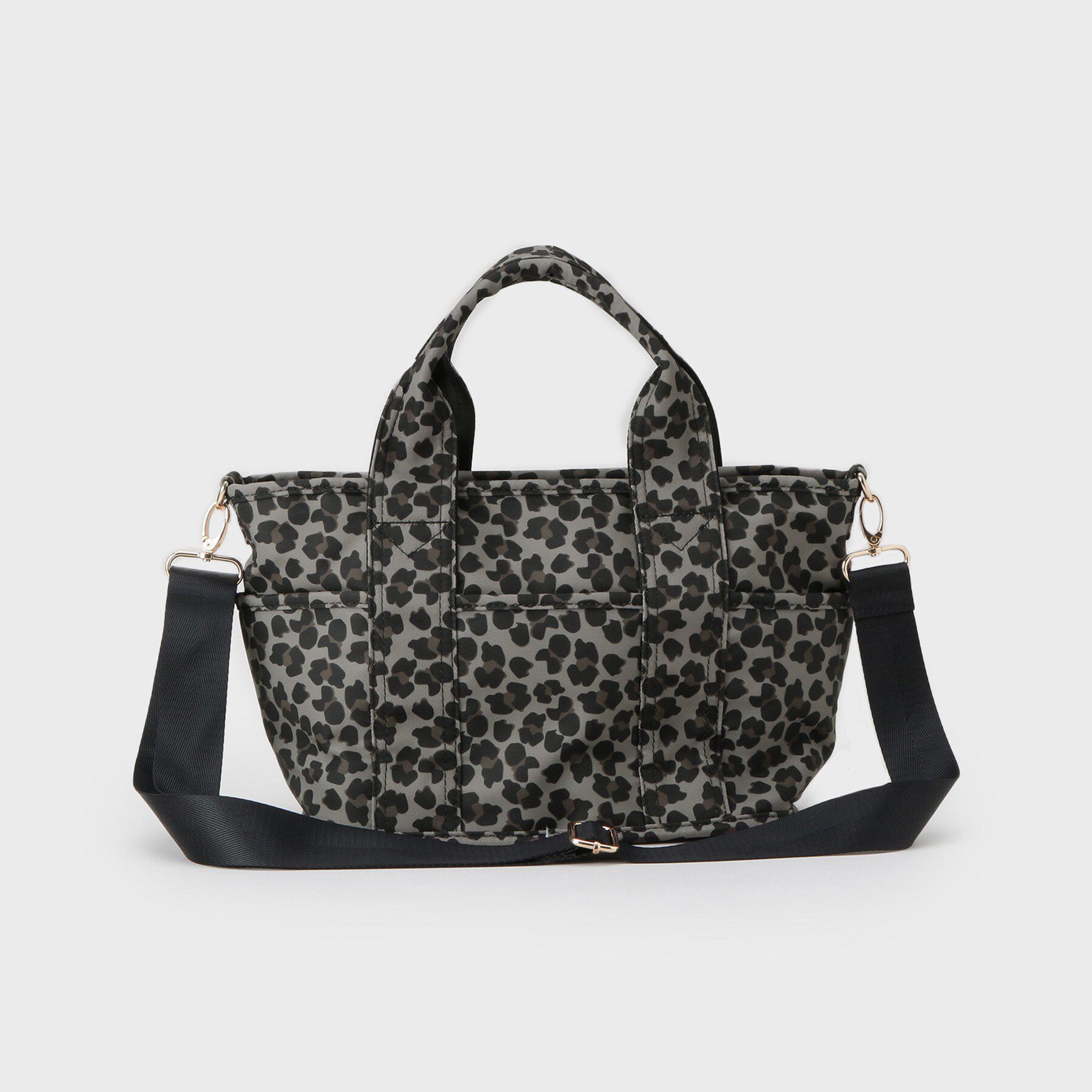 OPAQUE.CLIP「【軽量/撥水加工/2WAY/多ポケット】ツイルミドルサイズトートバッグ」|トートバッグ|