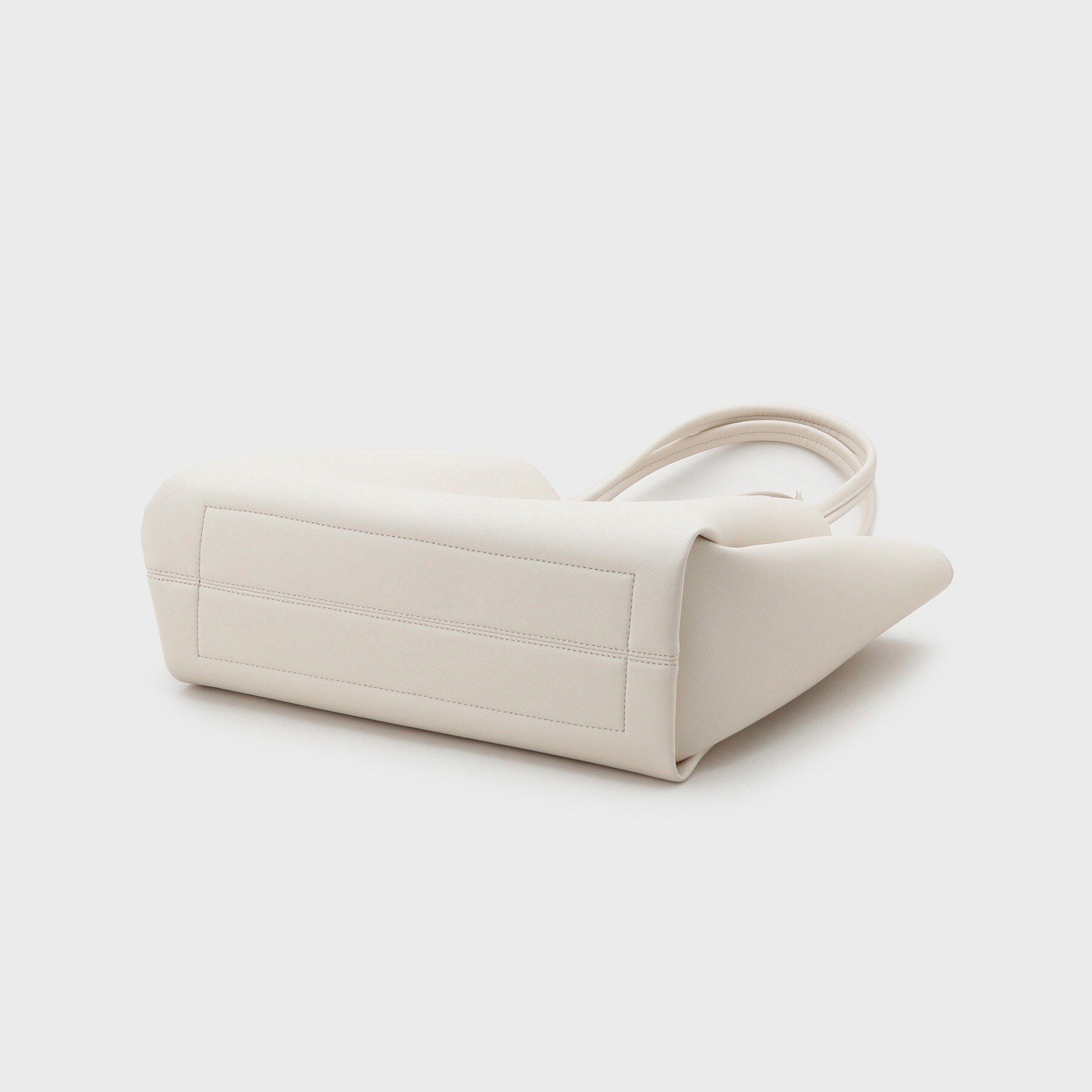 OPAQUE.CLIP「【軽量／A4サイズ対応】サフィアーノ調3層トートバッグ」|トートバッグ|