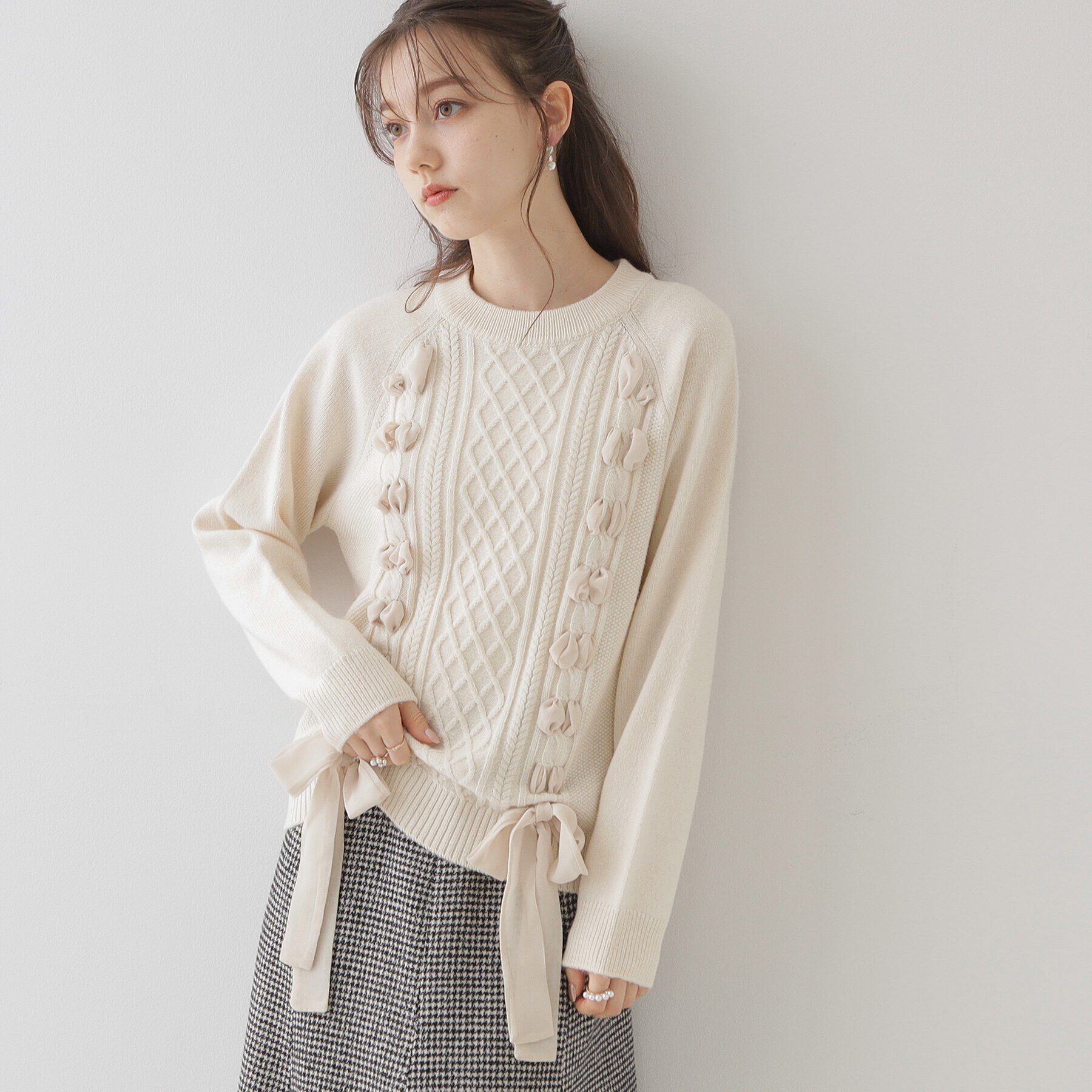 Couture broach「【可愛く着映える主役級ニット】リボンケーブルニット」|ニット・セーター|