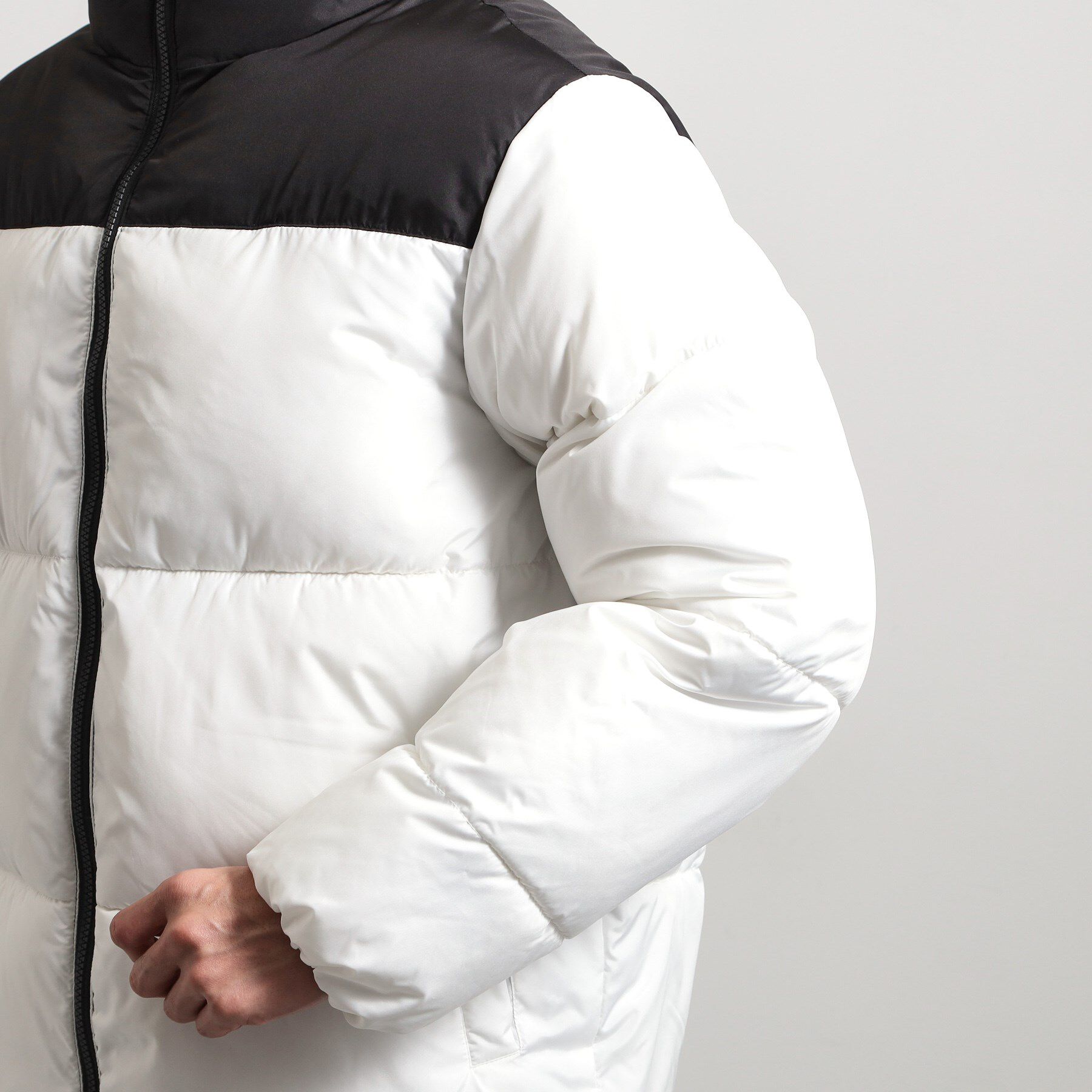 THE SHOP TK「【撥水/洗濯機可】寒い季節でも快適 中綿スタンドブルゾン」|ブルゾン・スタジャン|