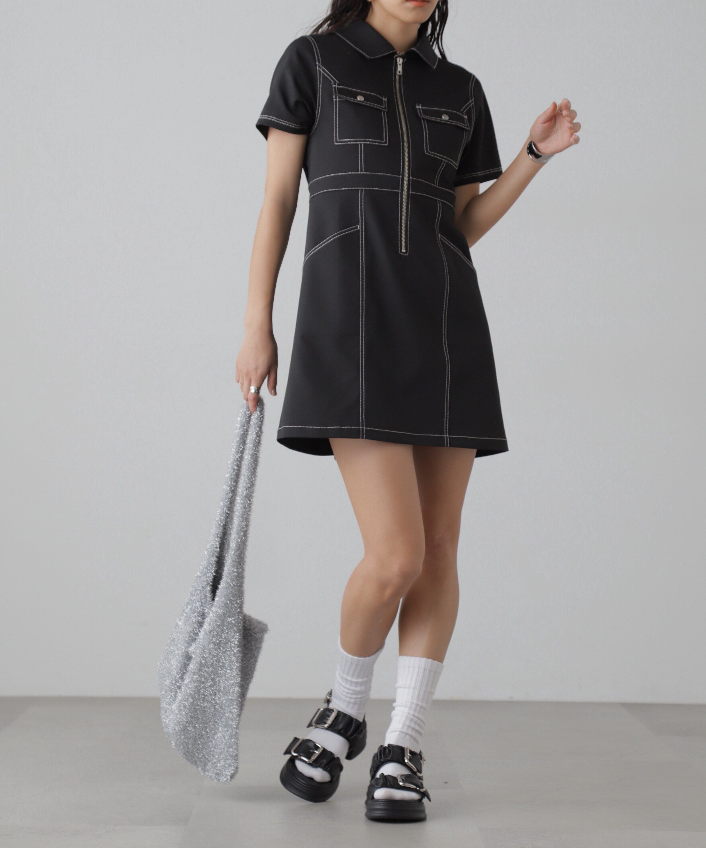  「配色ステッチジップ使いミニワンピース」|ワンピース|