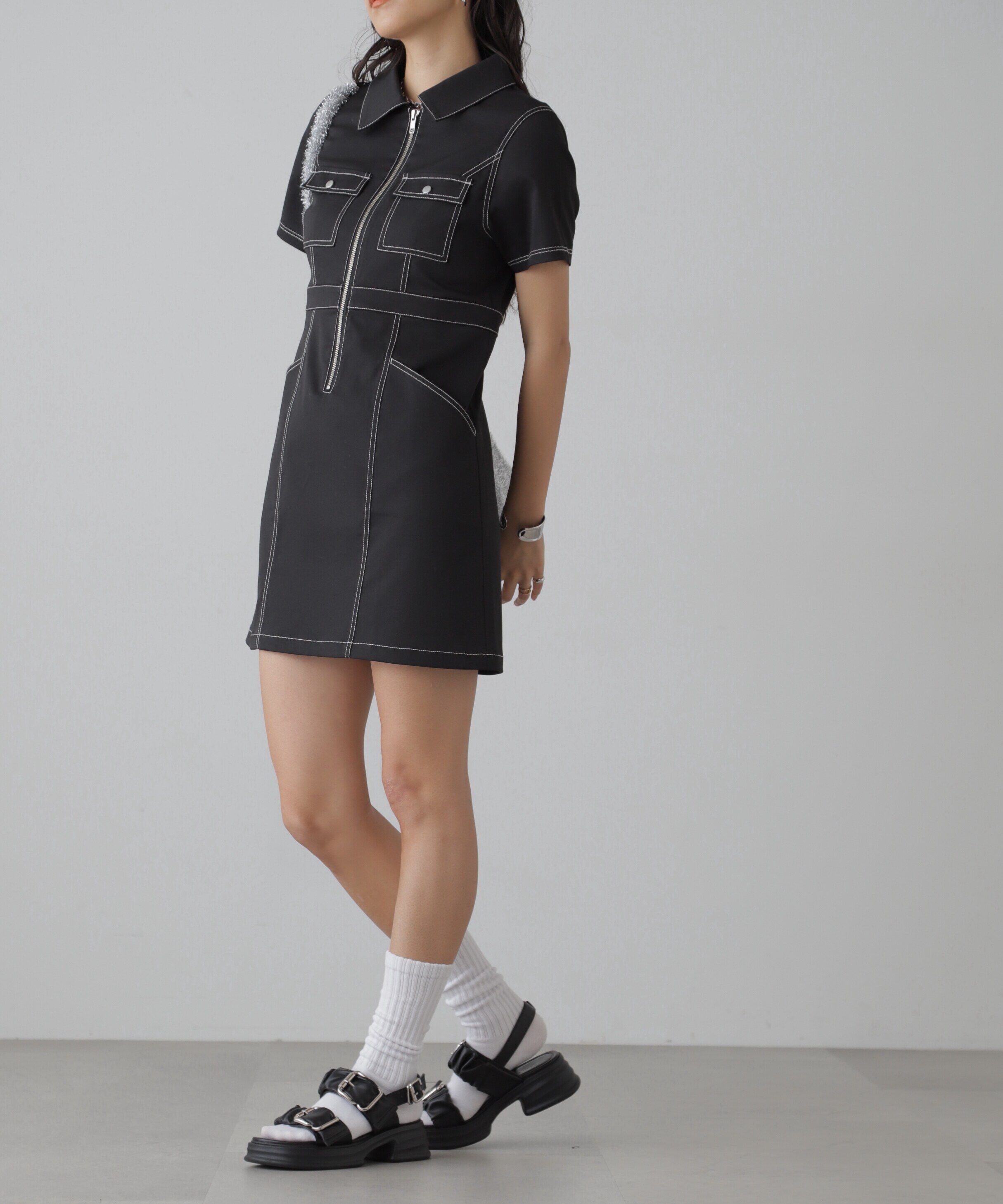  「配色ステッチジップ使いミニワンピース」|ワンピース|