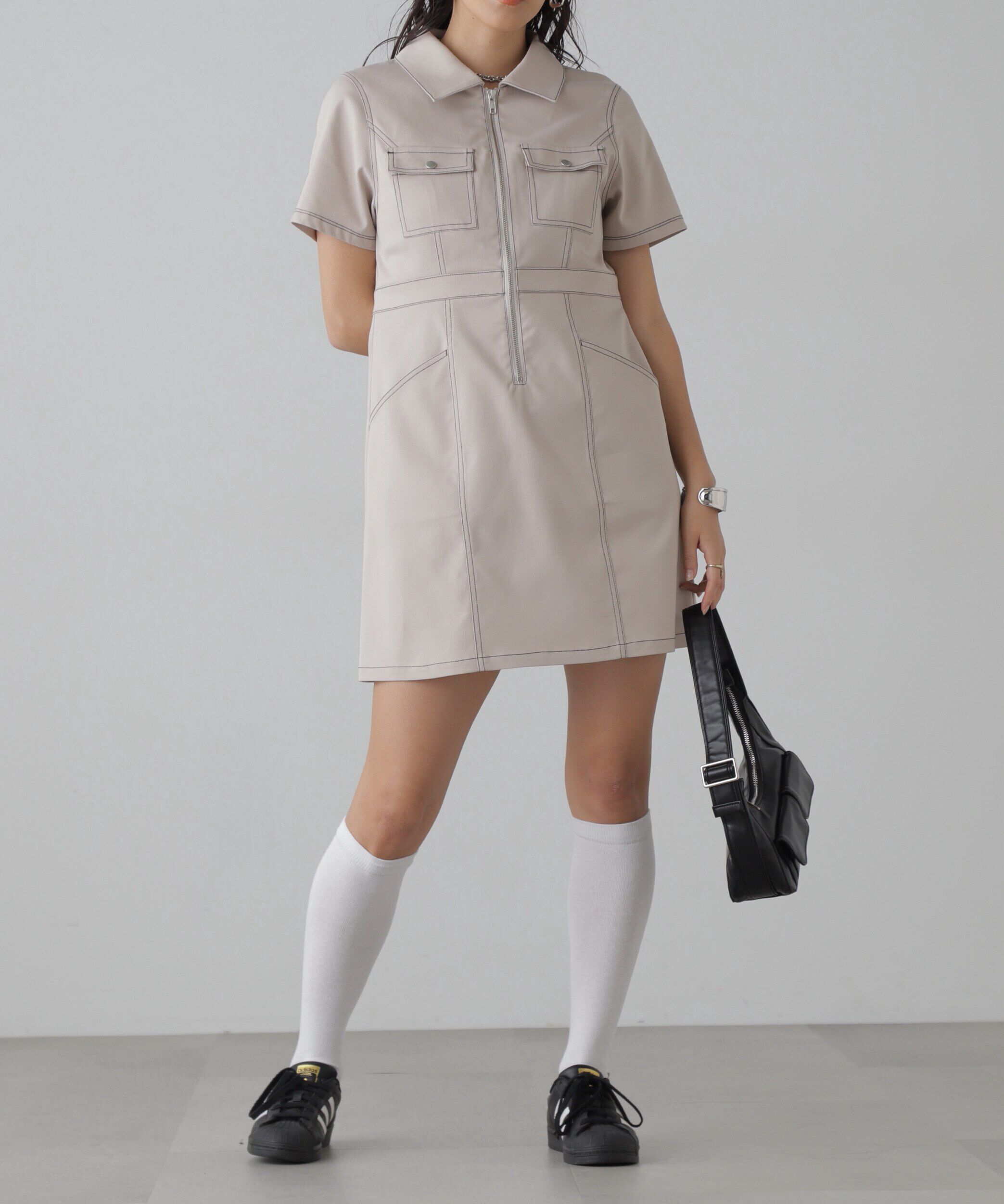  「配色ステッチジップ使いミニワンピース」|ワンピース|