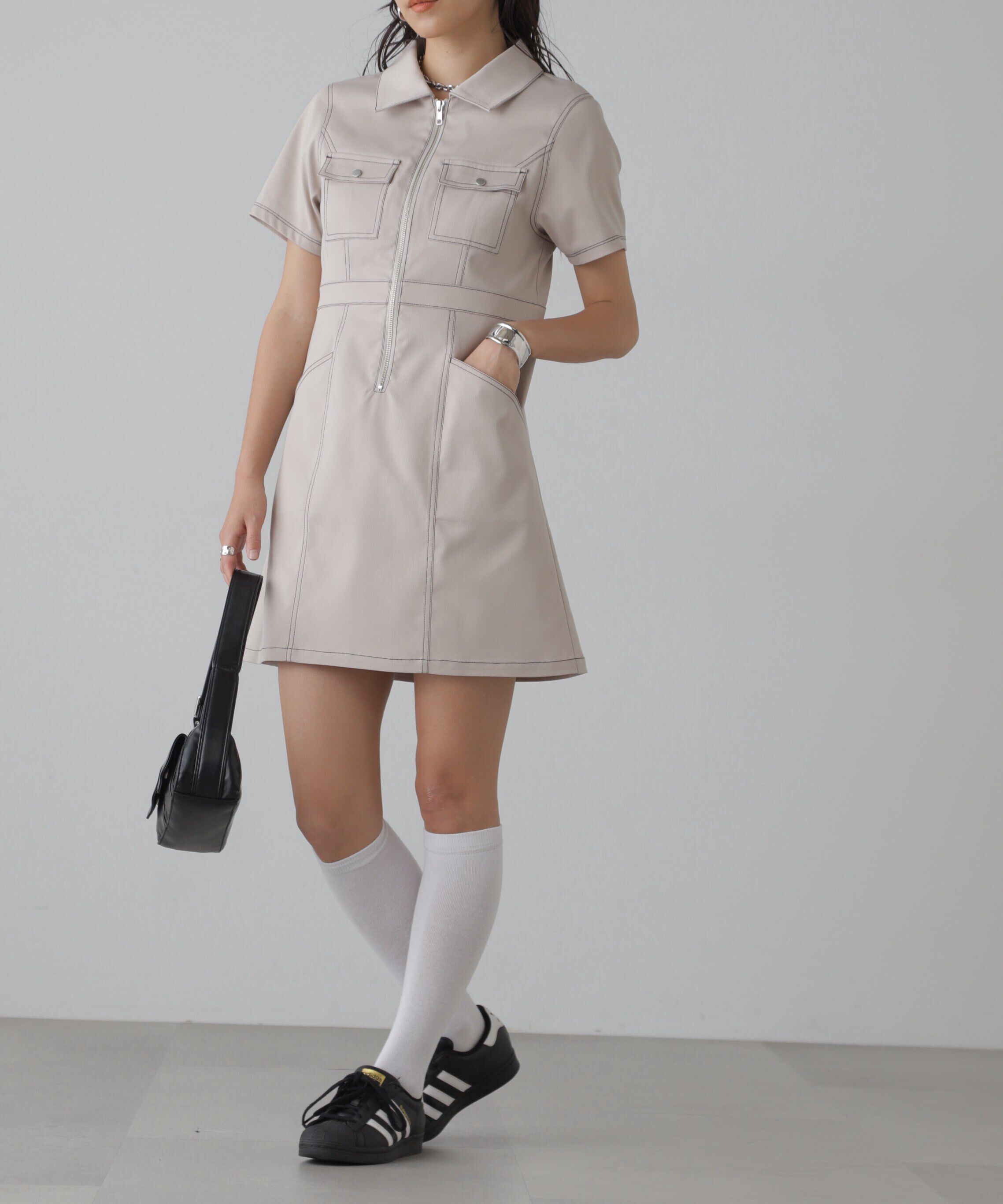  「配色ステッチジップ使いミニワンピース」|ワンピース|