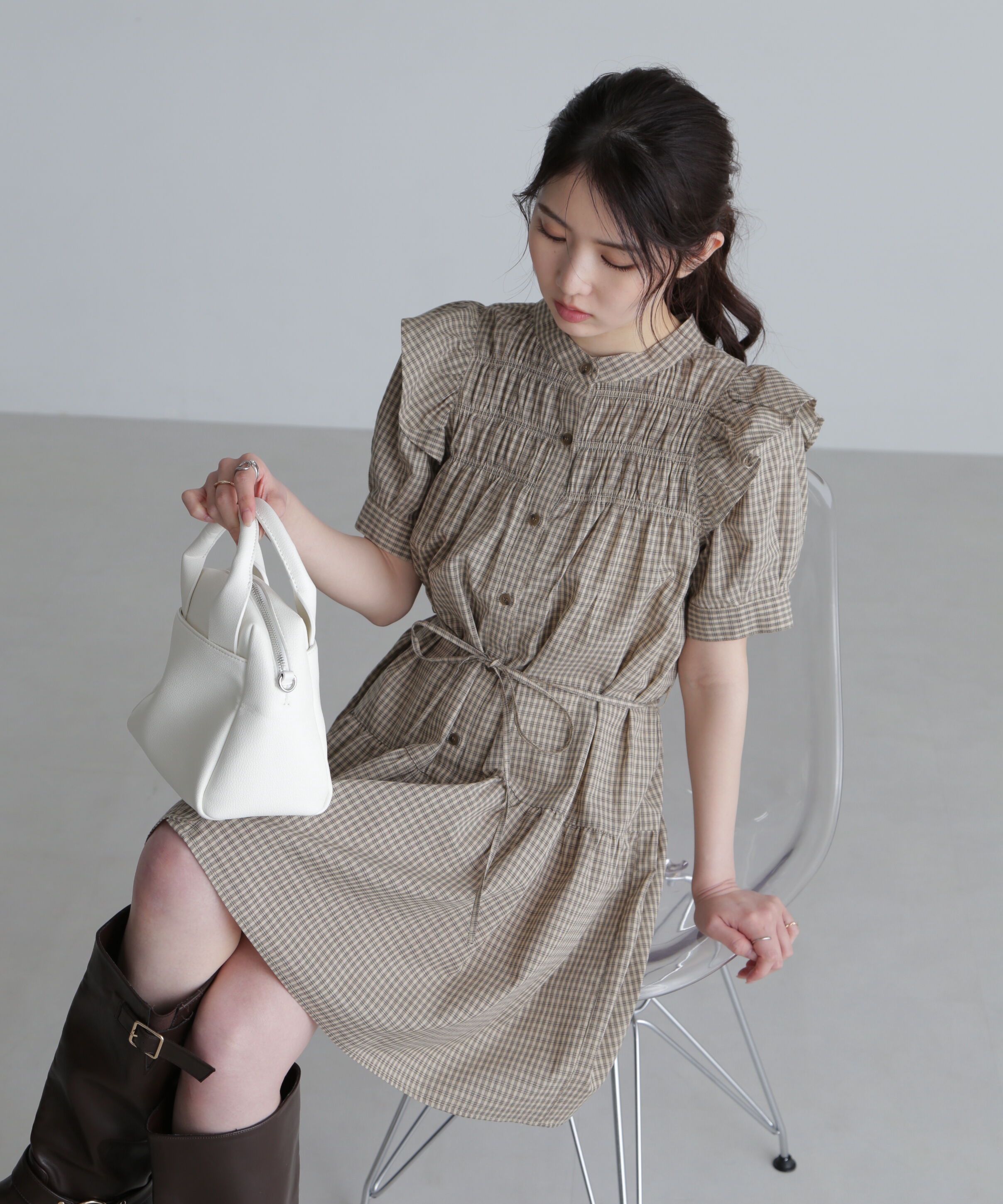  「ミニチェック肩フリルティアードミニワンピース」|ワンピース|