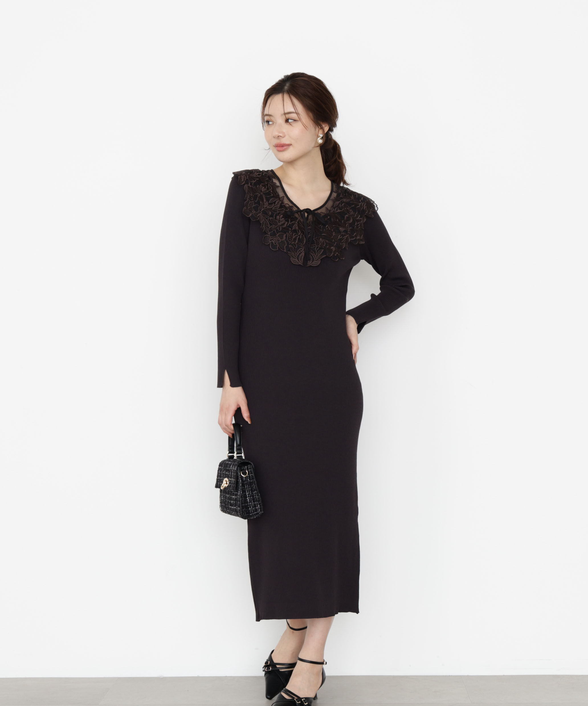 PROPORTION BODY DRESSING「ケープ風レース付きニットワンピース 25AW」|ワンピース|