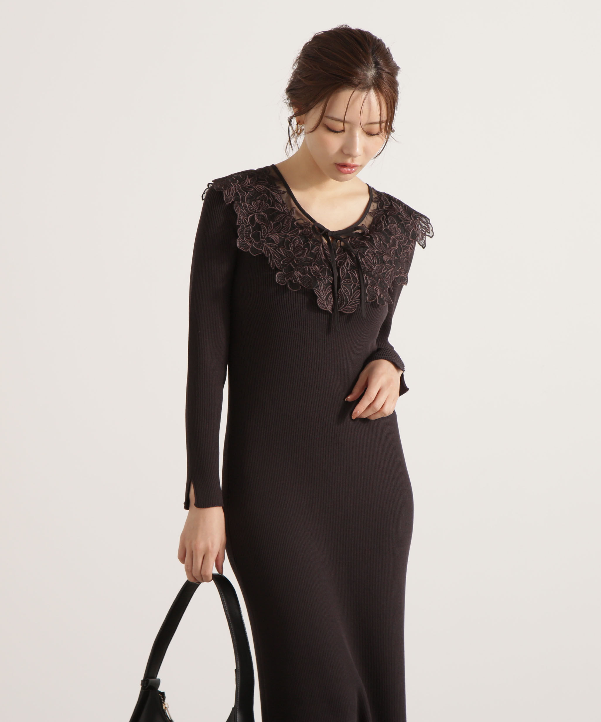 PROPORTION BODY DRESSING「ケープ風レース付きニットワンピース 25AW」|ワンピース|