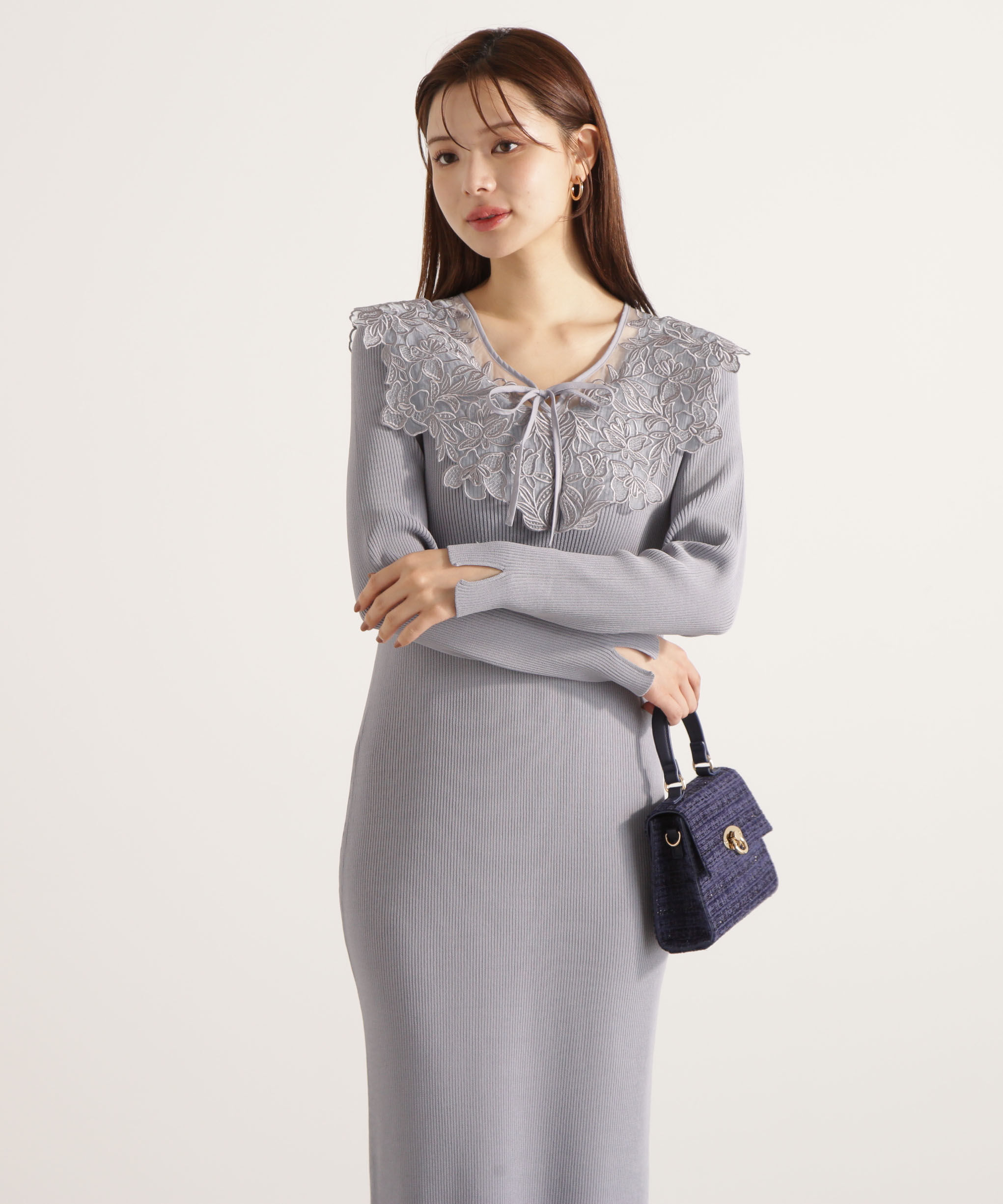 PROPORTION BODY DRESSING「ケープ風レース付きニットワンピース 25AW」|ワンピース|