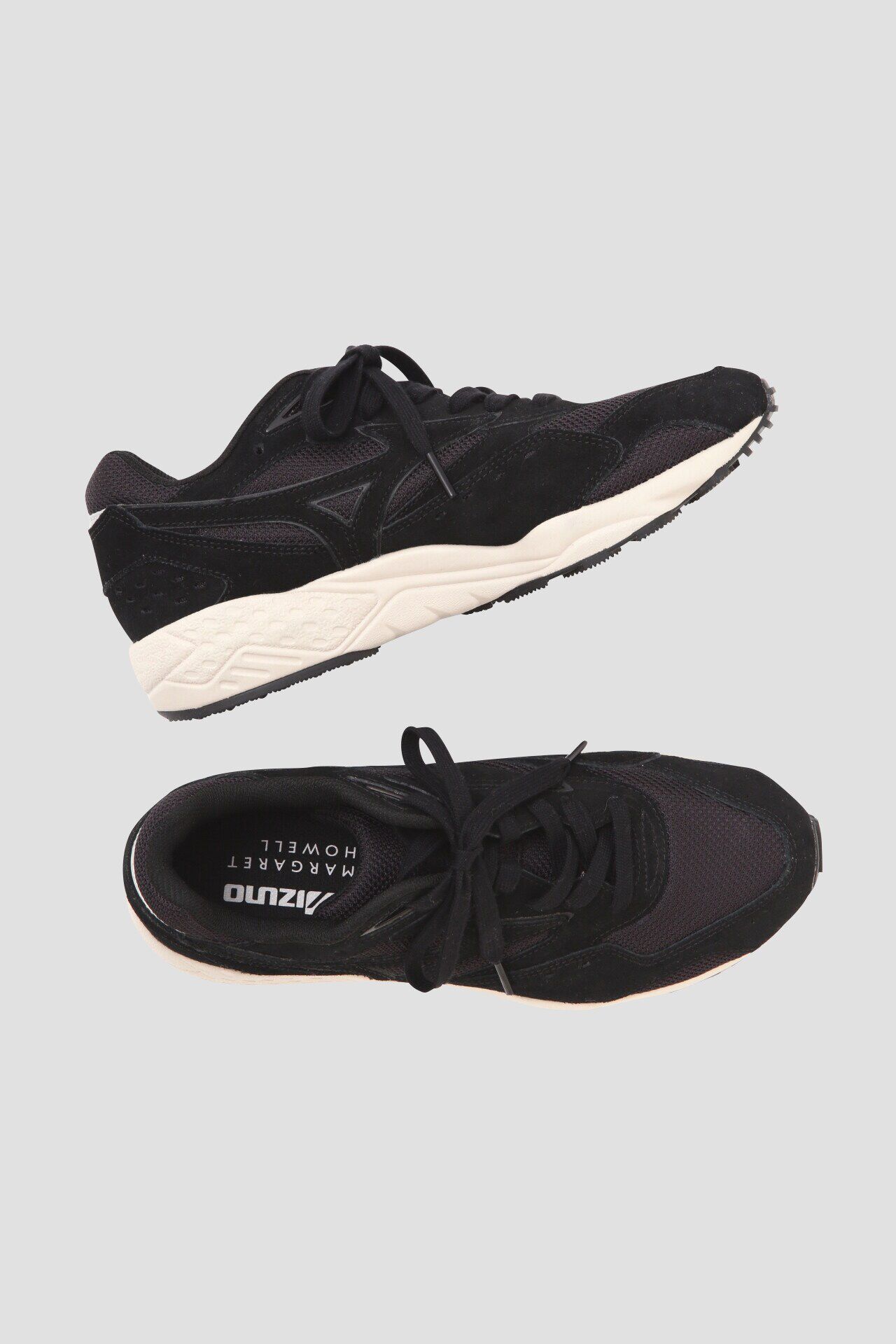 MARGARET HOWELL「MIZUNO TRAINING SHOES」|スニーカー|BLACK