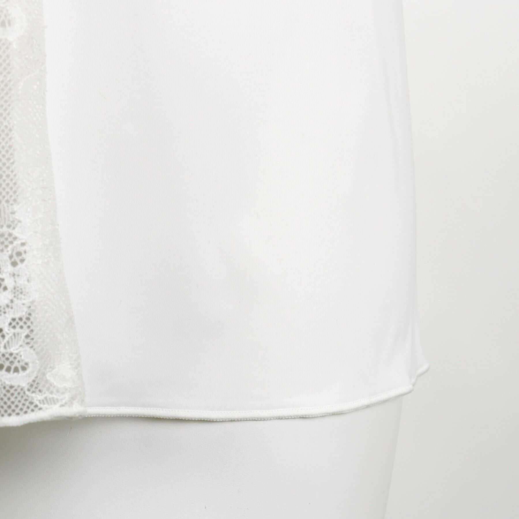 Risa Magli「リア カップ付キャミソール」|キャミソール|