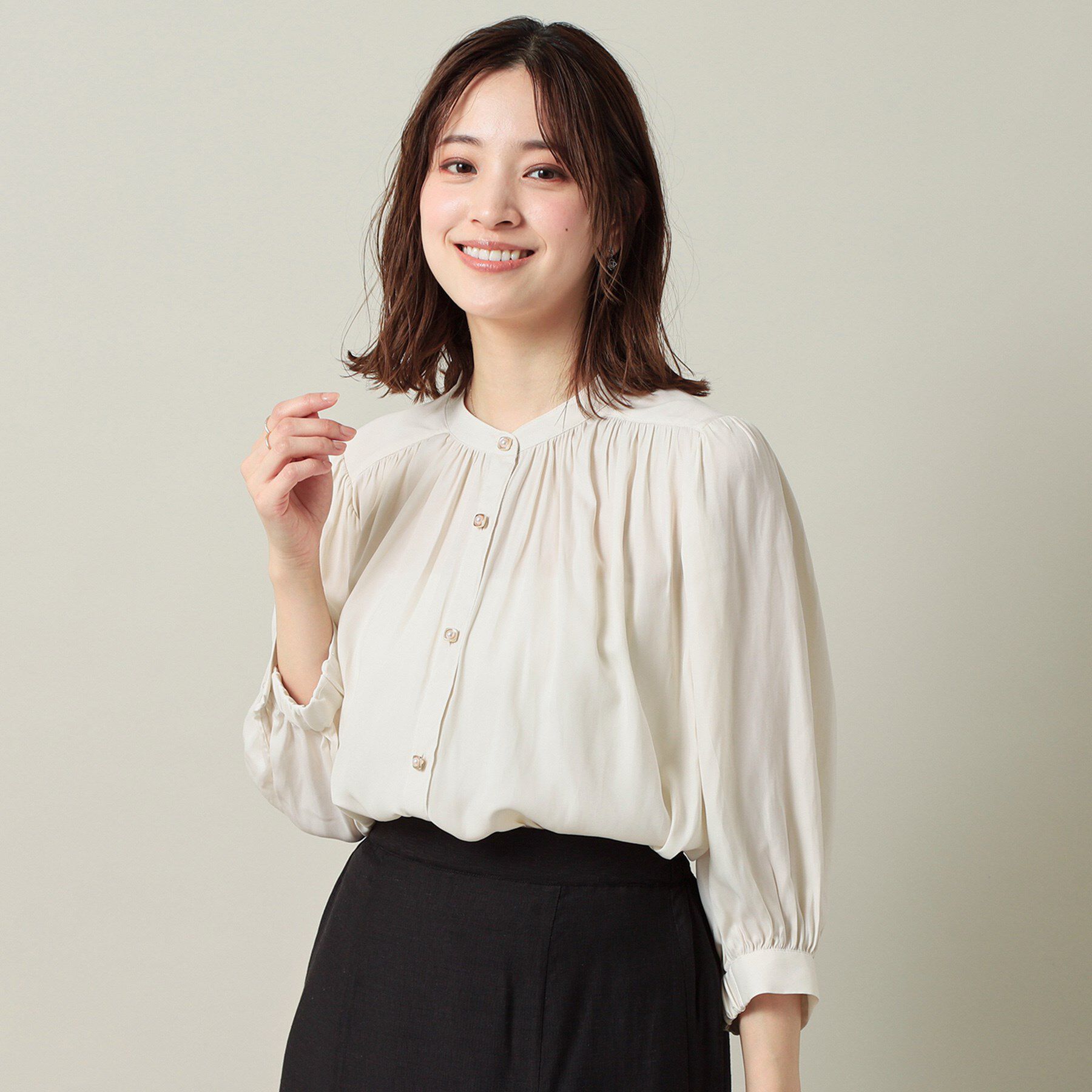 ITS&rsquo;DEMO「【手洗い可】ナイルサテン7分袖ブラウス」|シャツ・ブラウス|アイボリー(004)