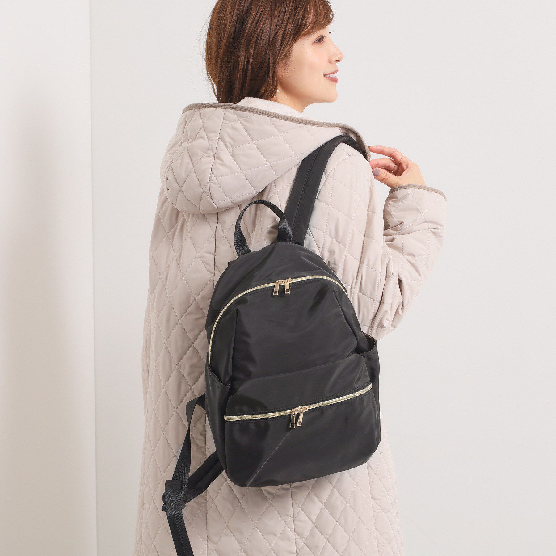 ITS&rsquo;DEMO「高密度ポリ10ポケットミディリュック」|リュック|