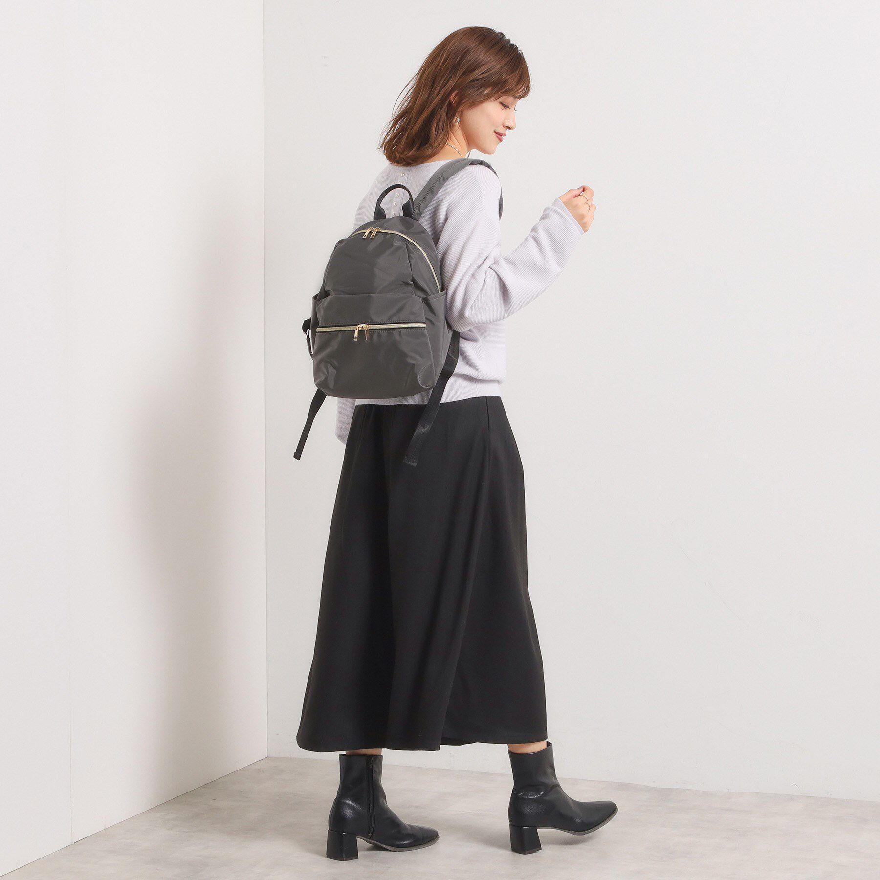 ITS&rsquo;DEMO「高密度ポリ10ポケットミディリュック」|リュック|