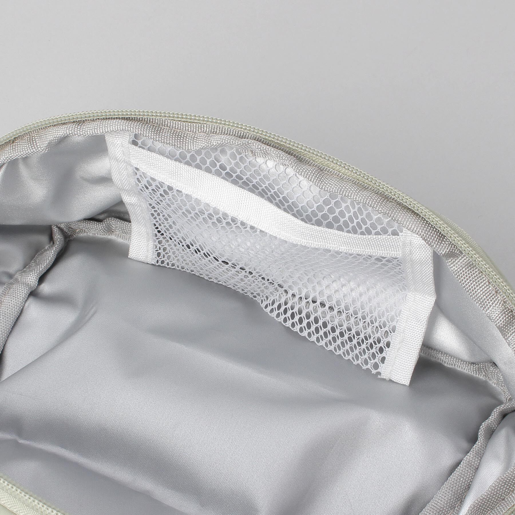 212 KITCHEN STORE「ぐるっとジッパーランチポーチ GR ＜212Kオリジナル ＞」|食器・キッチングッズ|