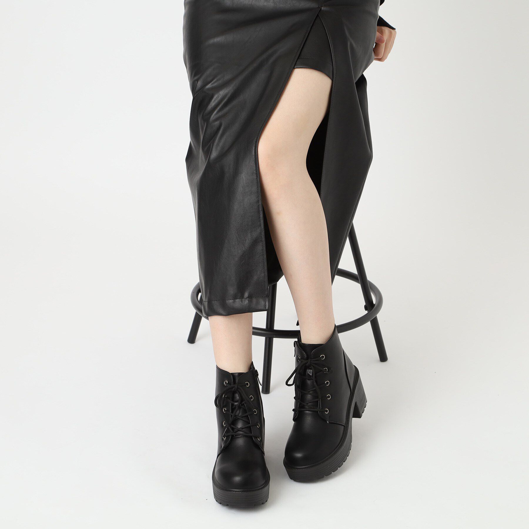 csT&P「軽量厚底レースアップ」|ショートブーツ|