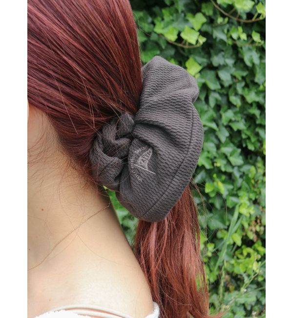 Ungrid「FAITH MILLS別注シュシュ」|ヘアゴム・シュシュ|チャコールグレー