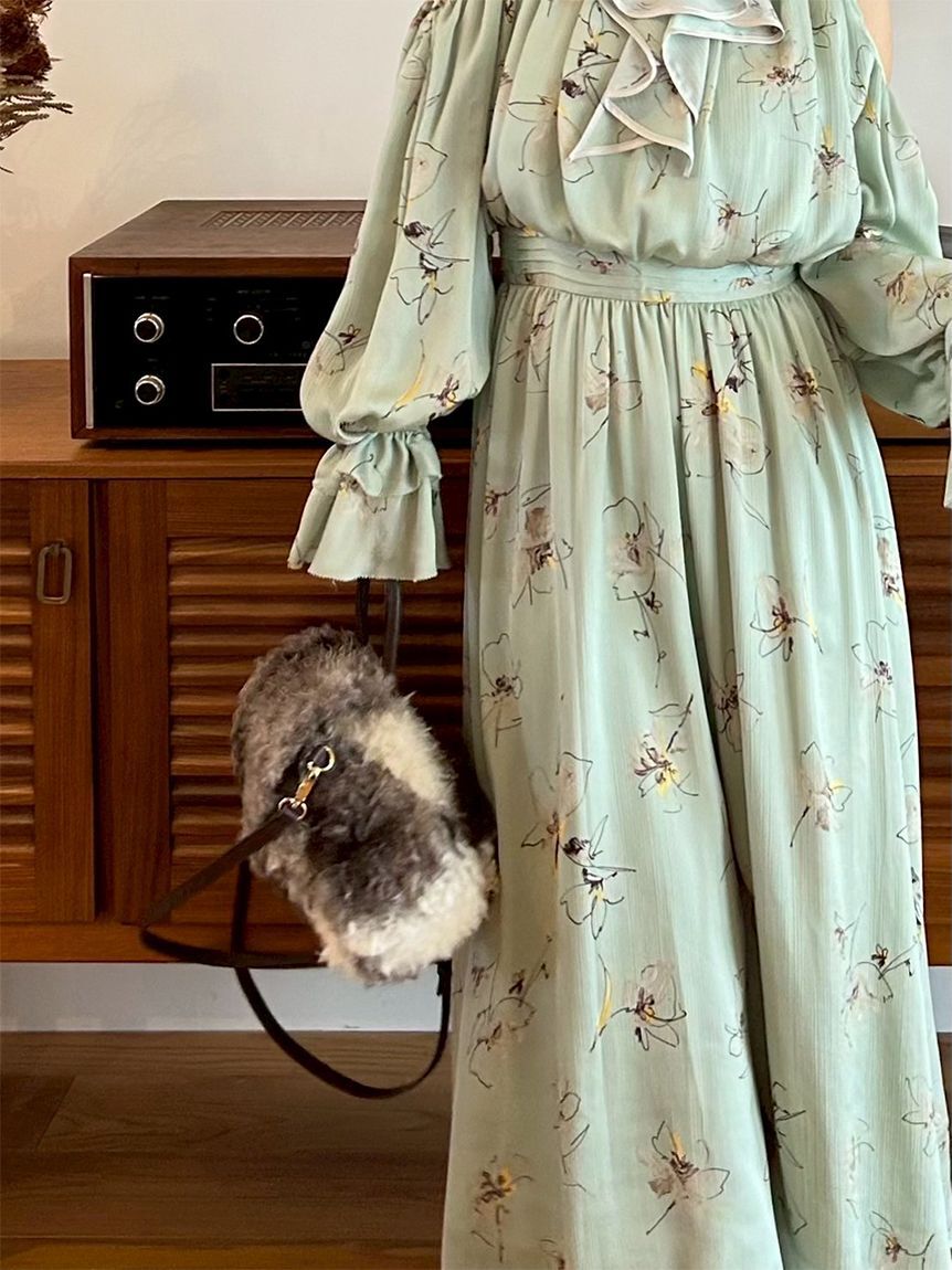 LILY BROWN「ショルダーオープンワンピース」|ワンピース|