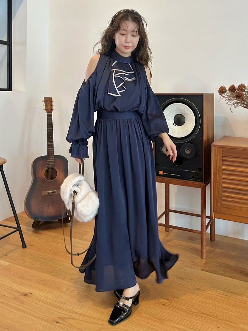 LILY BROWN「ショルダーオープンワンピース」|ワンピース|NVY