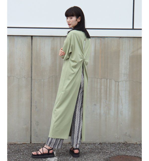 VENCE share style「バッククロススリットワンピース」|ワンピース|グリーン1