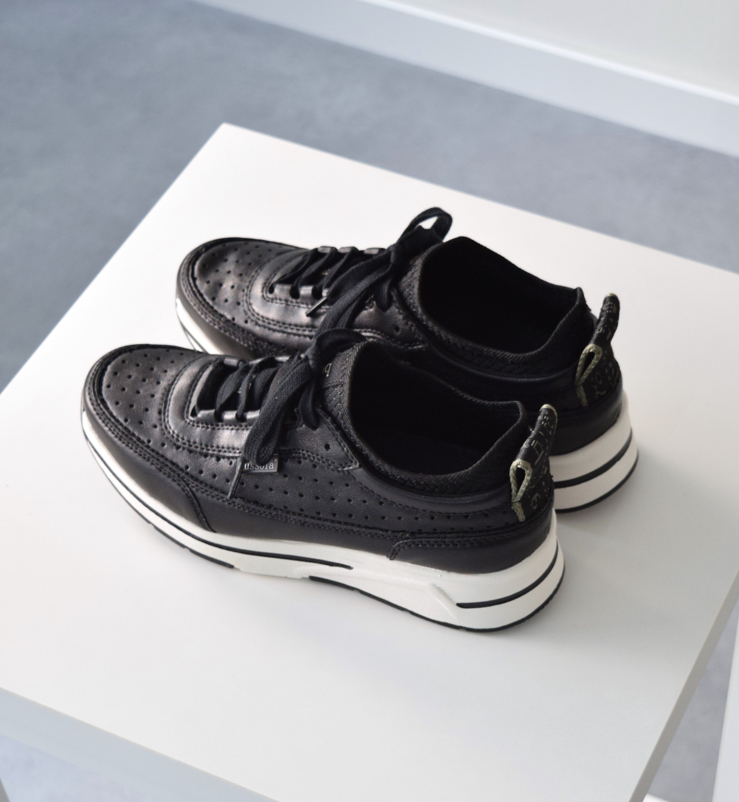 IMPORT SELECT「【bussola】パンチングレザースニーカー」|スニーカー|