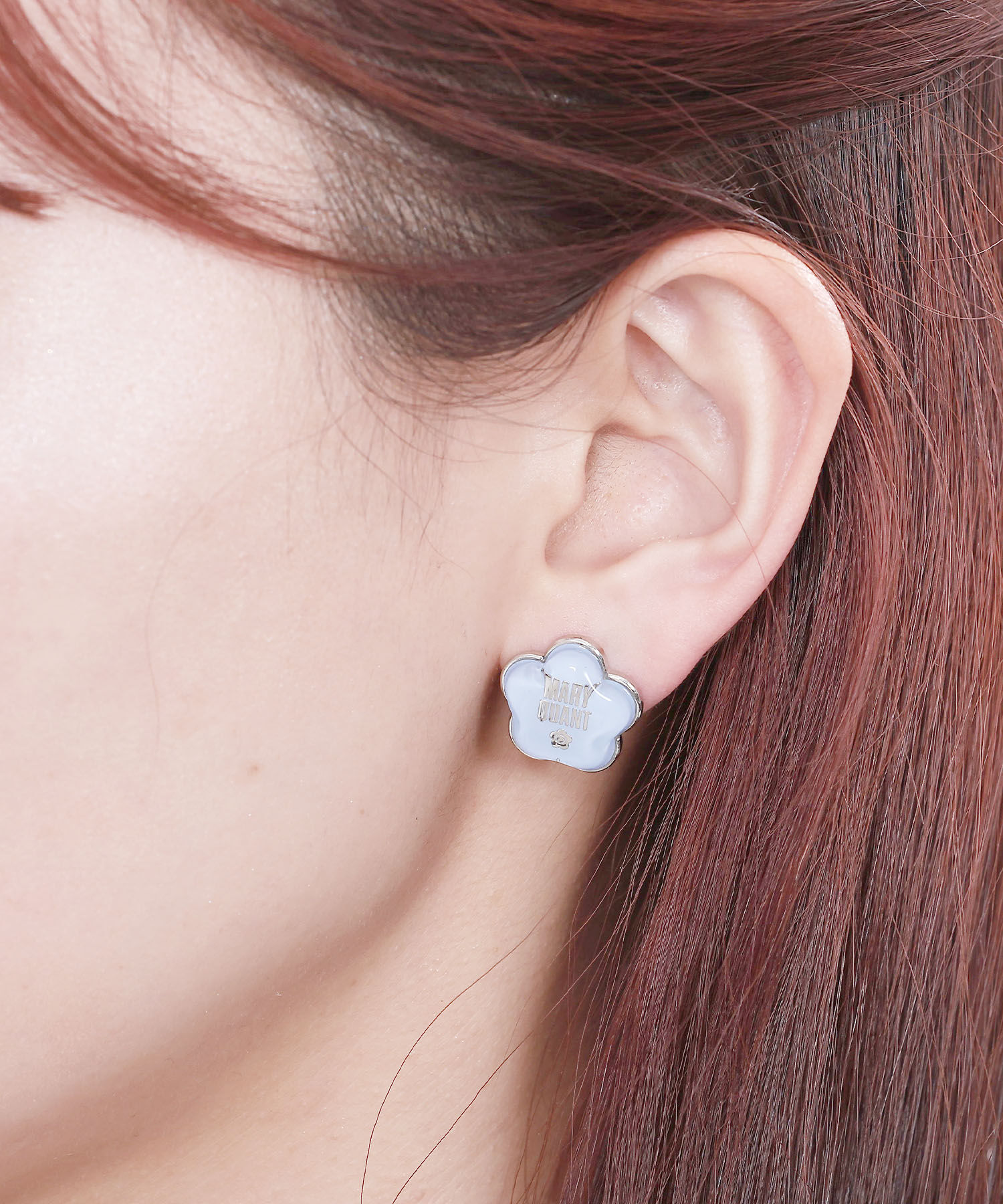MARY QUANT「アクリルカバー ピアス」|ピアス|ブルー