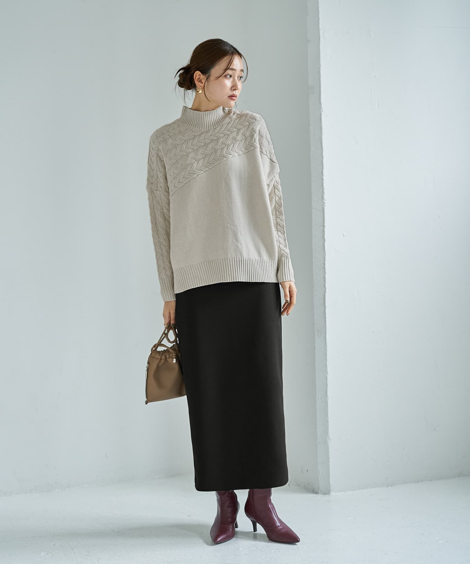  「ケーブル編み切替スタンドネックニット」|ニット・セーター|