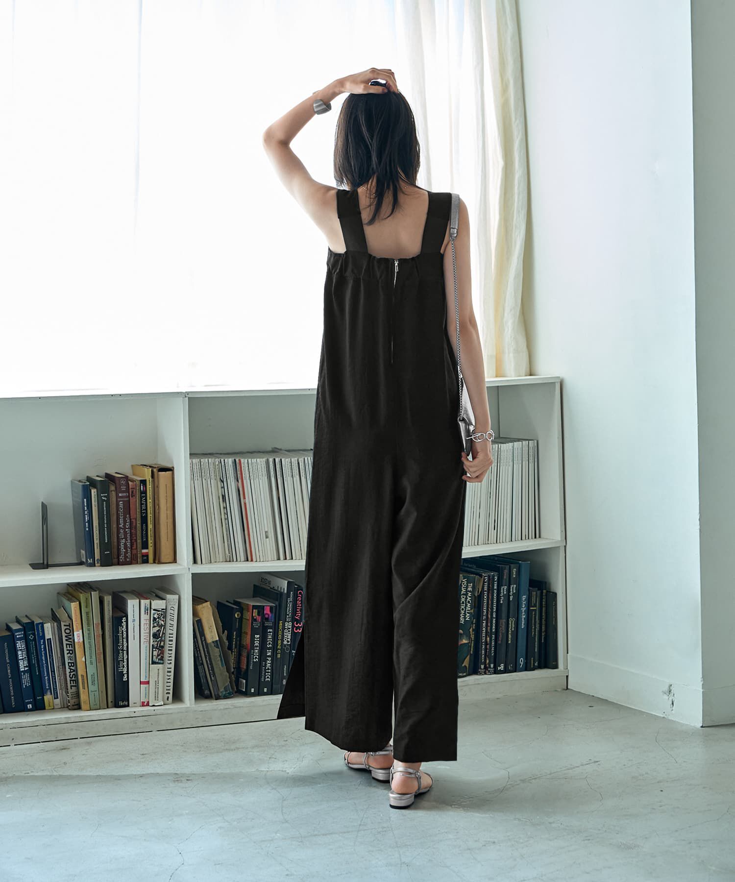 STYLE DELI「さらさらシボ生地スリット入りサロペット」|オールインワン|