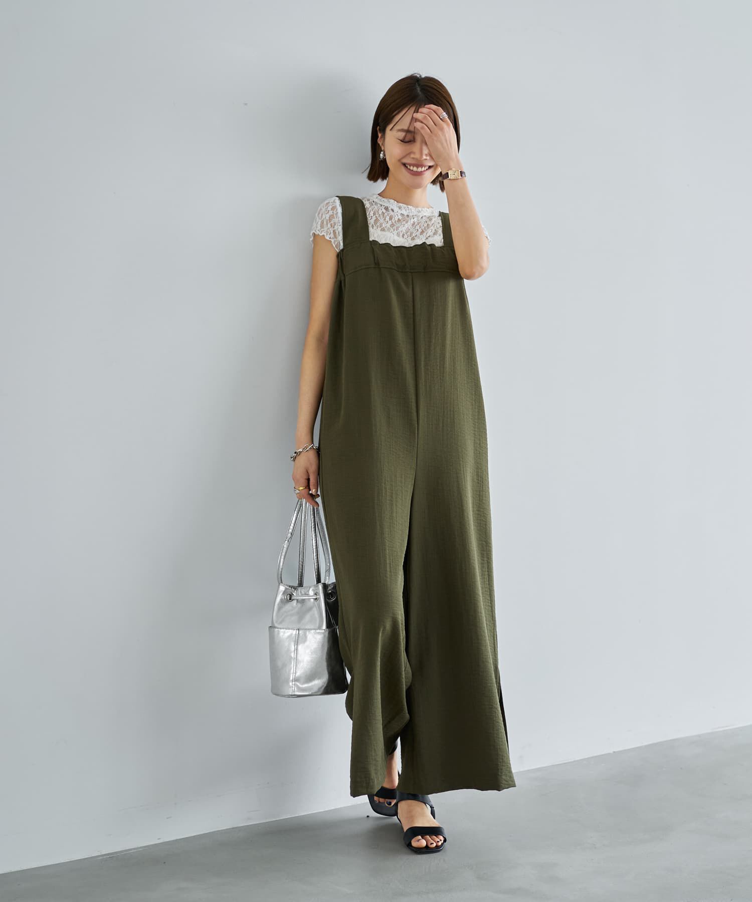 STYLE DELI「さらさらシボ生地スリット入りサロペット」|オールインワン|