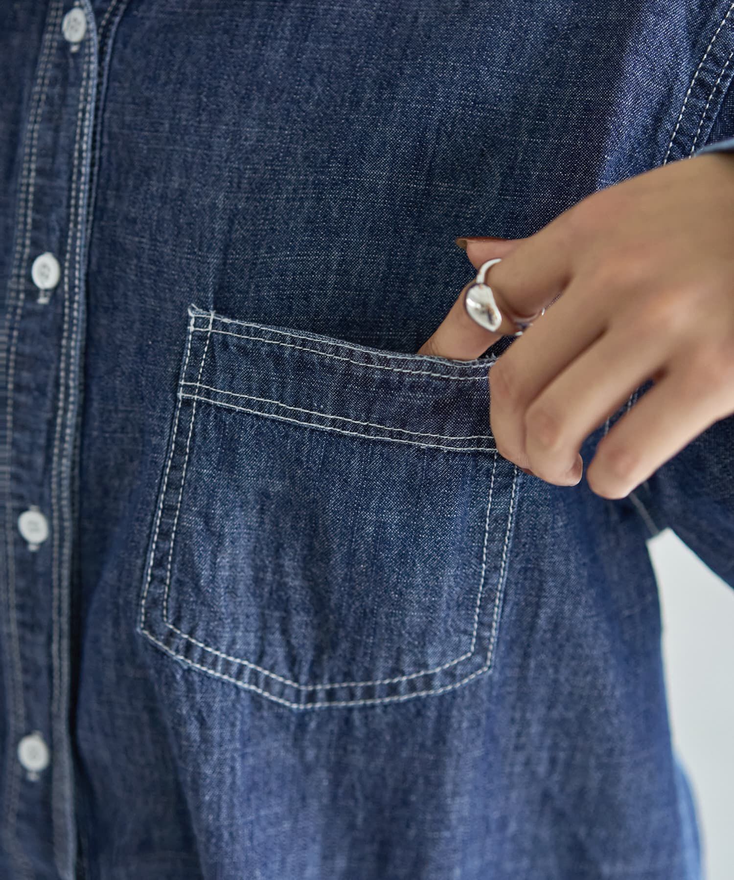 STYLE DELI「織り糸柄状ブリーチデニムシャツ」|シャツ・ブラウス|