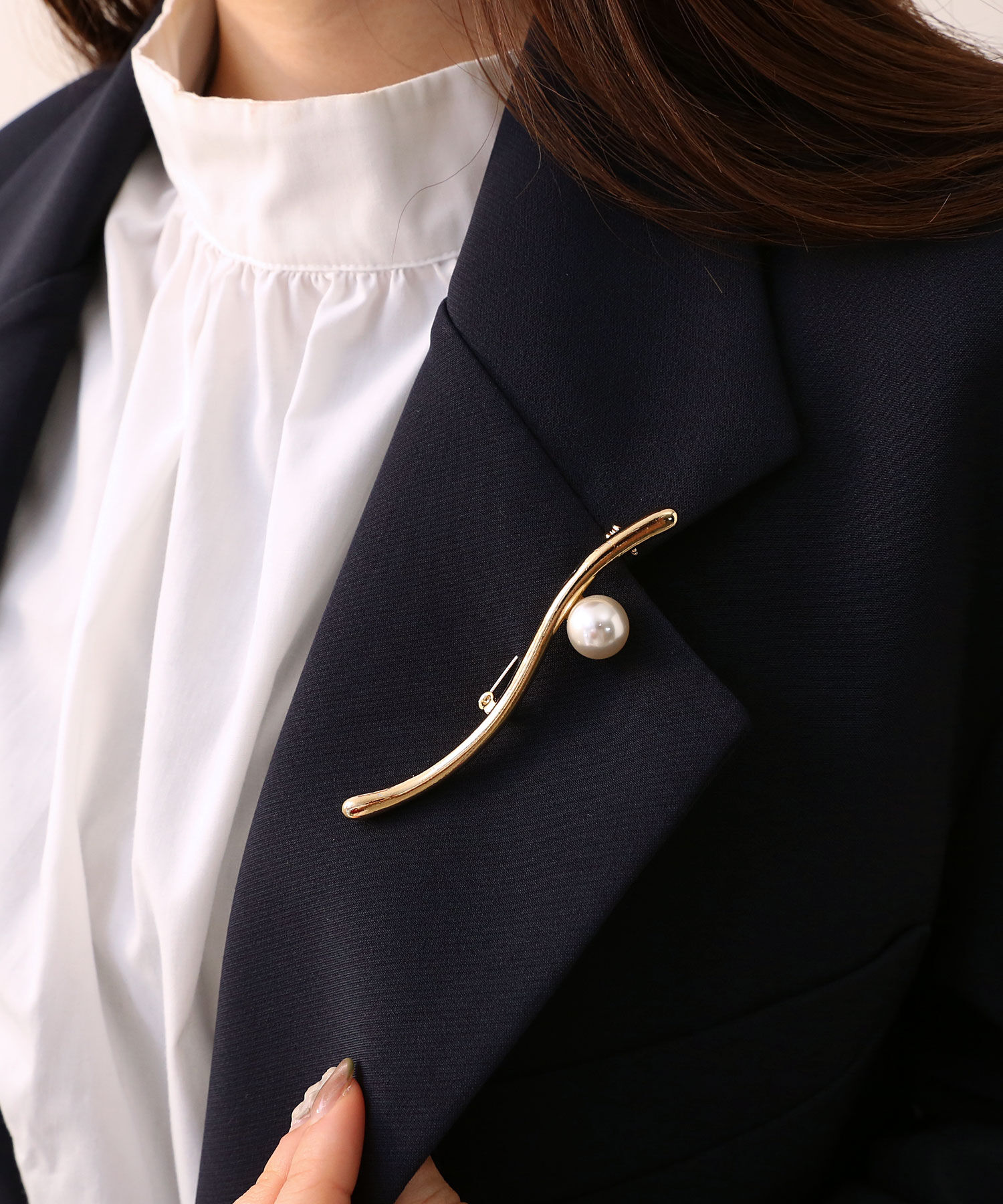 colleca la「ドローイングパールブローチ」|ブローチ・コサージュ|
