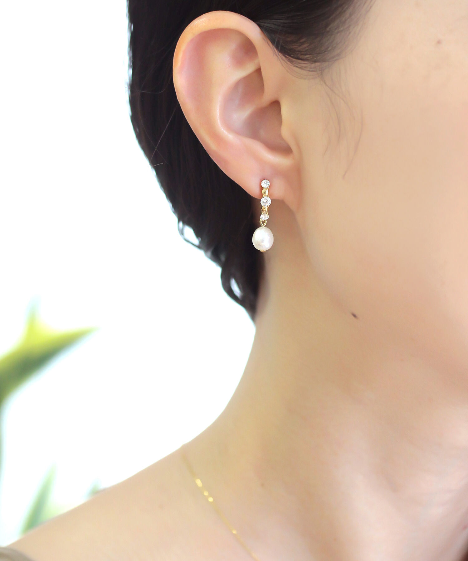  「silver925 パールビジュー ライン スタッドピアス（ニッケルフリー）」|ピアス|