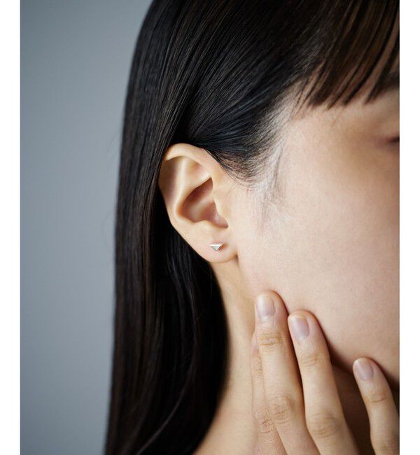 Jouete「[WEB LIMITED] バースデーピアス トライアングル /1月・2月・3月・4月・6月・8月・10月・11月・12月」|ピアス|