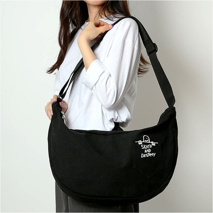 BACKYARD FAMILY「スラッシャー ショルダーバッグ THRASHER THR-304 通販 舟形ショルダーバッグ」|ショルダー・メッセンジャー|