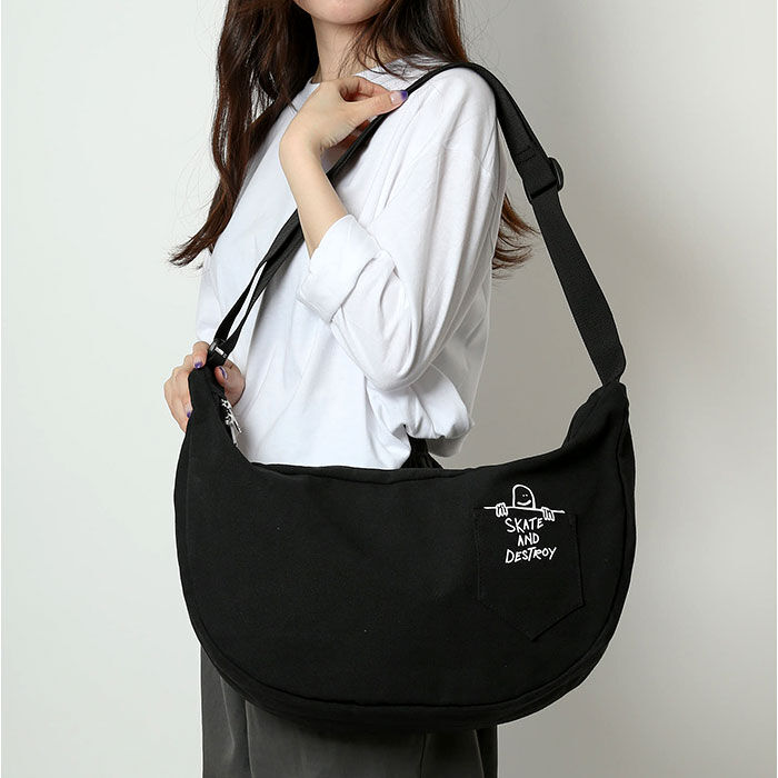 BACKYARD FAMILY「スラッシャー ショルダーバッグ THRASHER THR-304 通販 舟形ショルダーバッグ」|ショルダー・メッセンジャー|