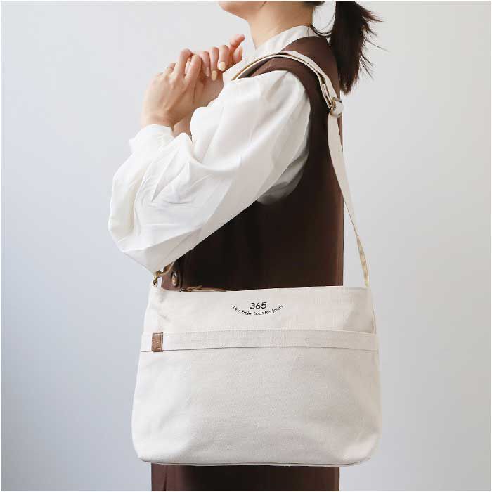 BACKYARD FAMILY「Lafiel ラフィール ショルダーバッグ 大容量 通販 ショルダーバック ショルダー 刺繍」|ショルダー・メッセンジャー|