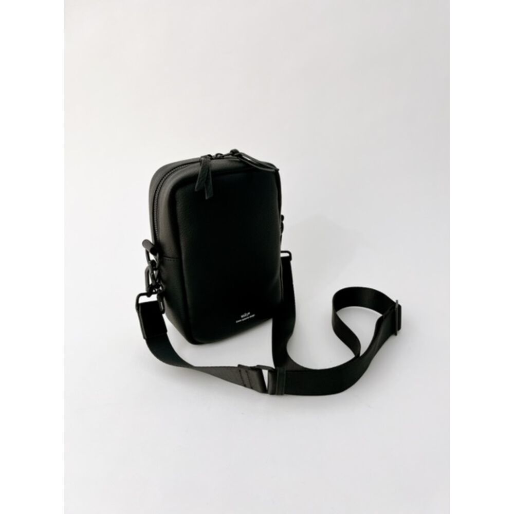 BACKYARD FAMILY「WAKU ワク ショルダーバッグ ミニ wk0086 通販 ショルダー ショルダーバック 肩掛け」|ショルダー・メッセンジャー|ブラック1