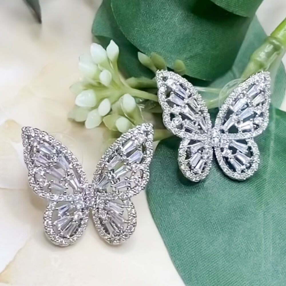 BACKYARD FAMILY「Just Married ピアス E-110 通販 スタッドピアス バタフライ 蝶々 レディース」|その他|シルバー1